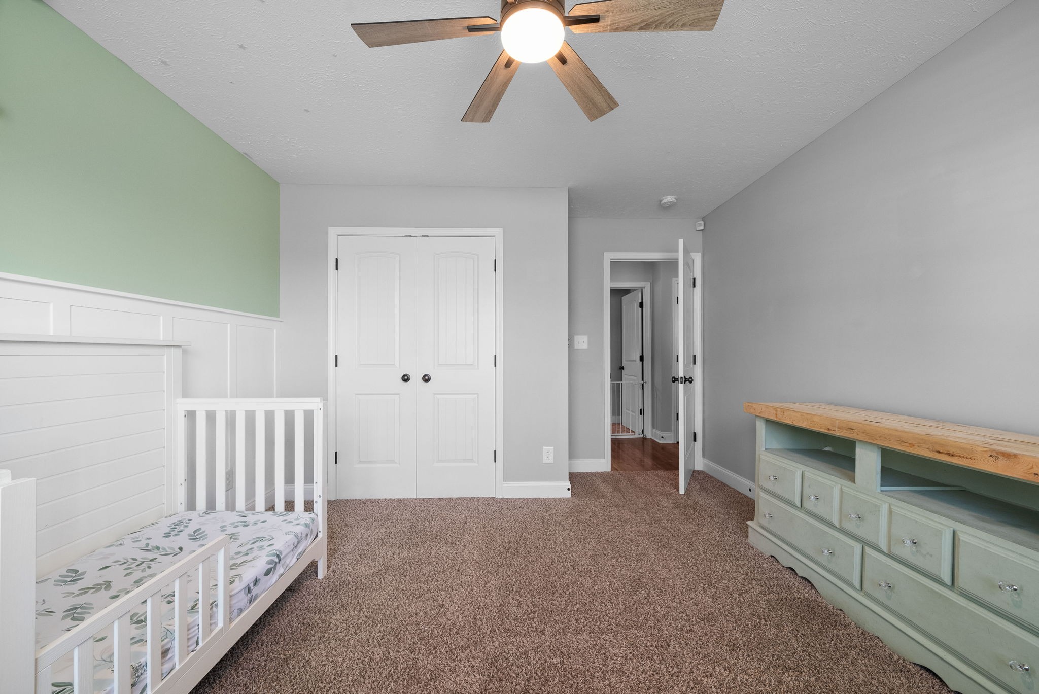 211 Sambar Dr Property Photo 17