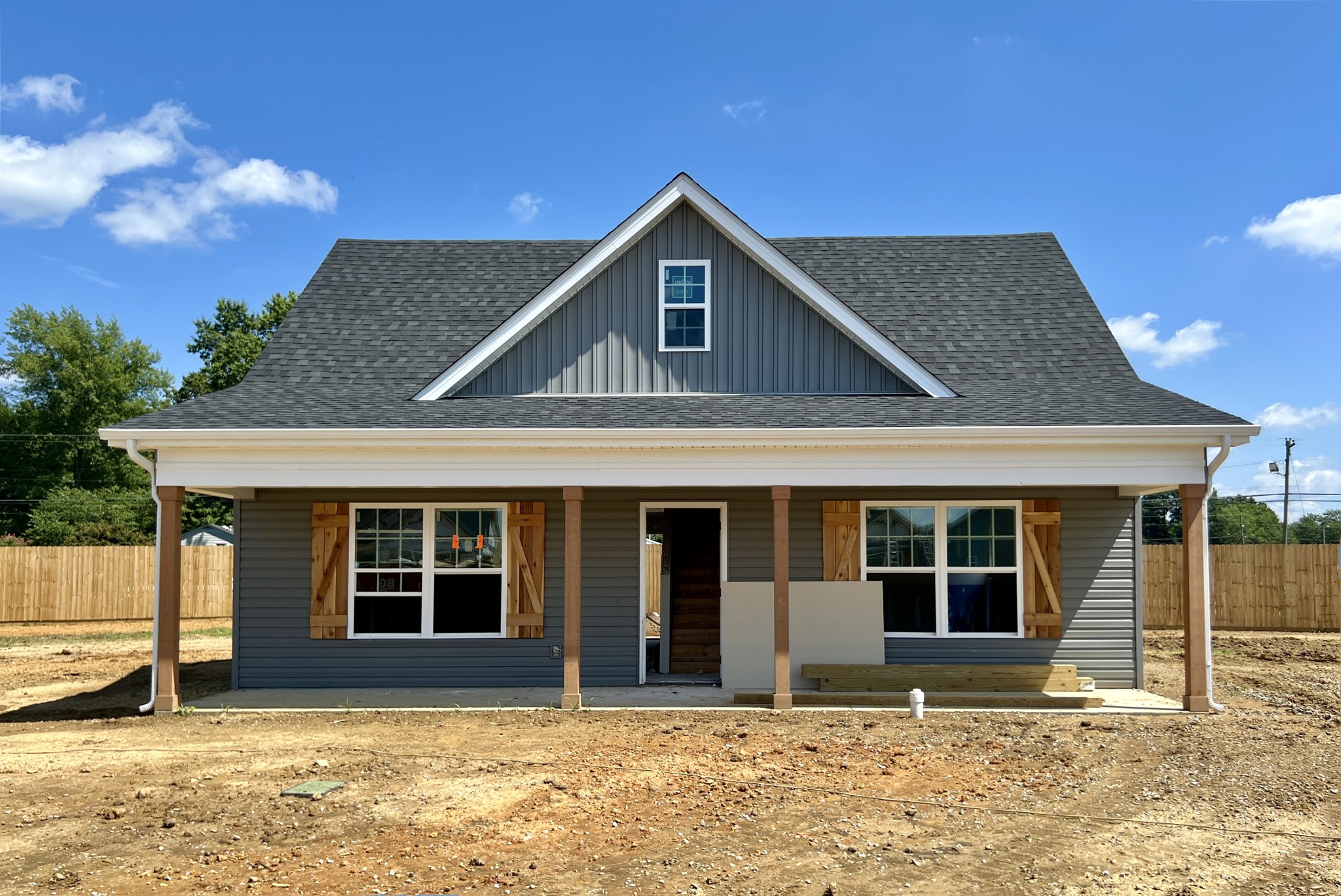 1105 Brook Court Property Photo 1