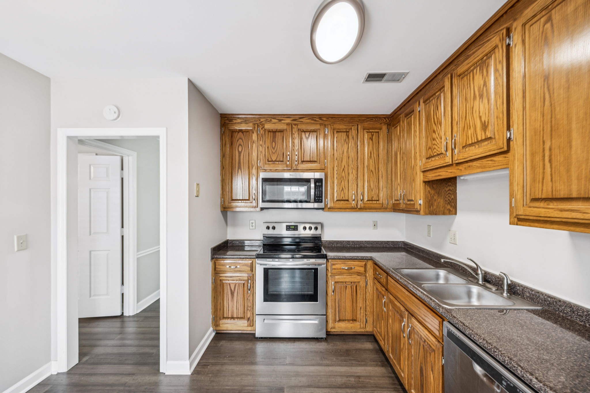 1213 Brentwood Pt Property Photo 10