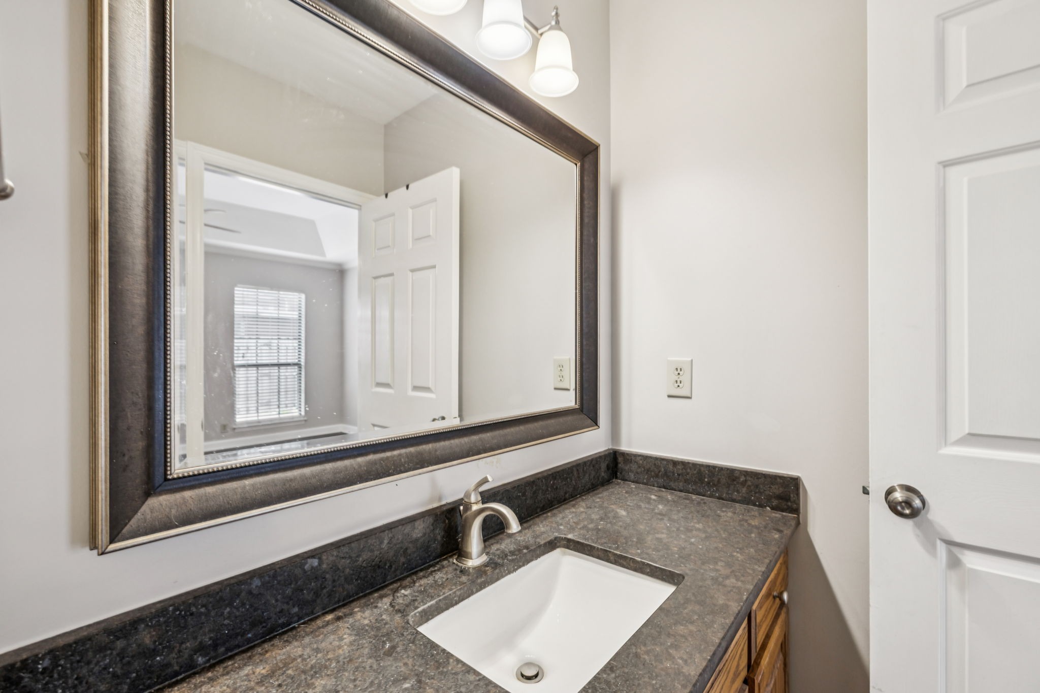 1213 Brentwood Pt Property Photo 16