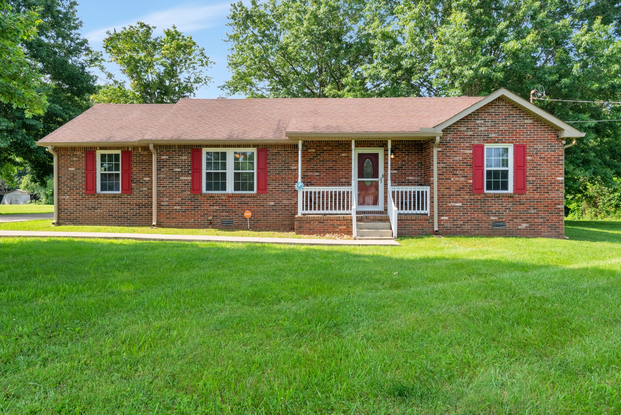 2220 Pleasant View Rd Property Photo 2
