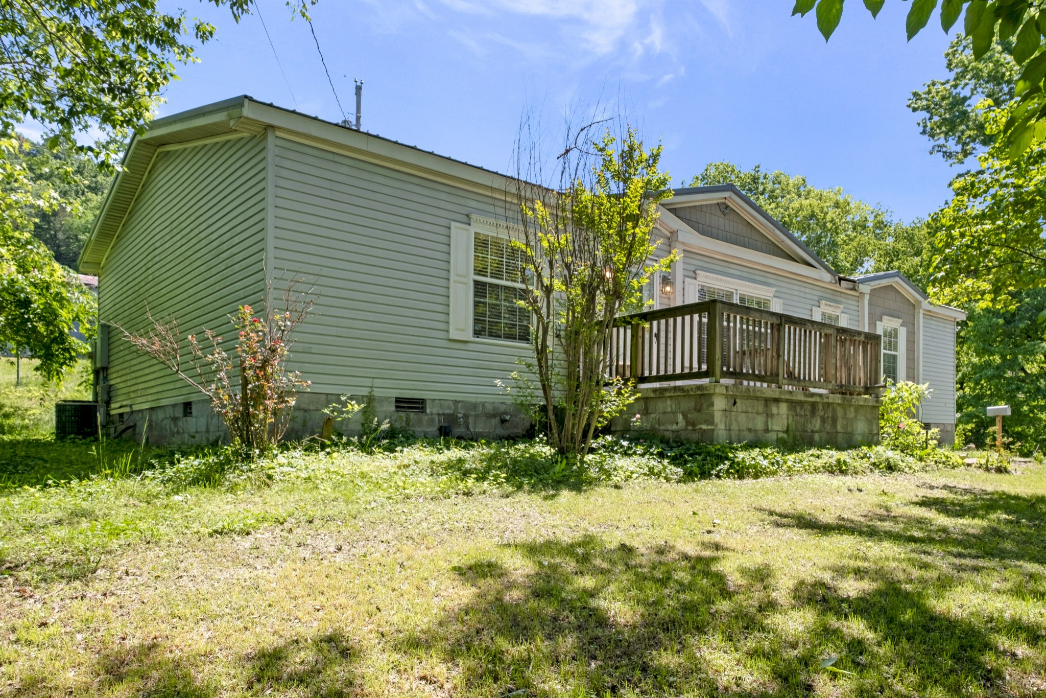 256 Hartsville Pike Property Photo 4
