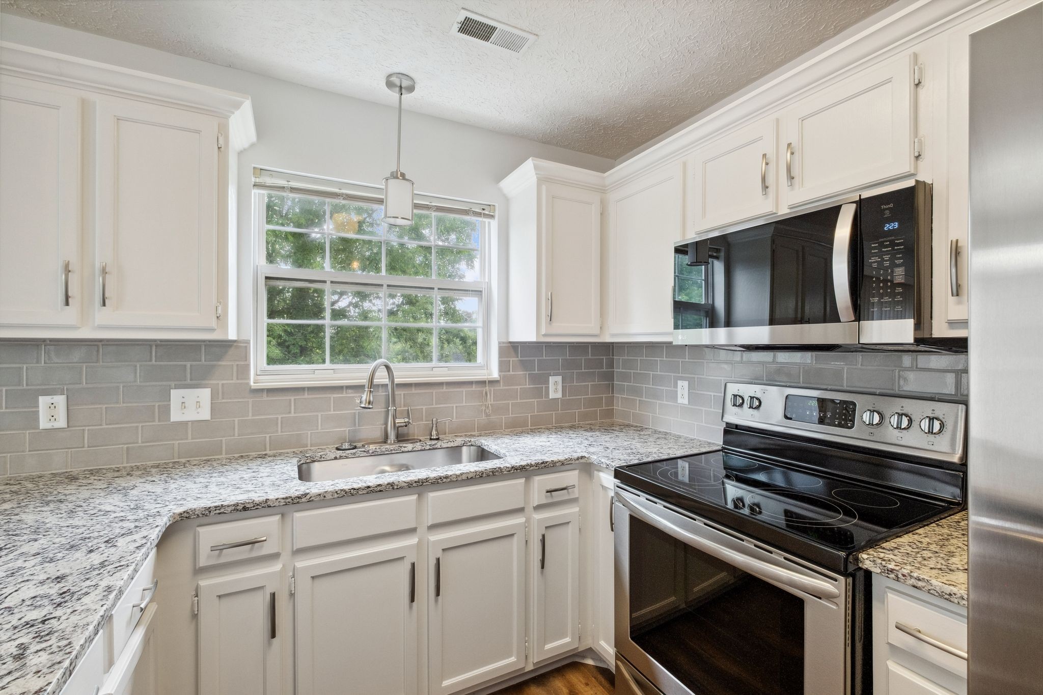 1068 Tulip Grove Rd Property Photo 14
