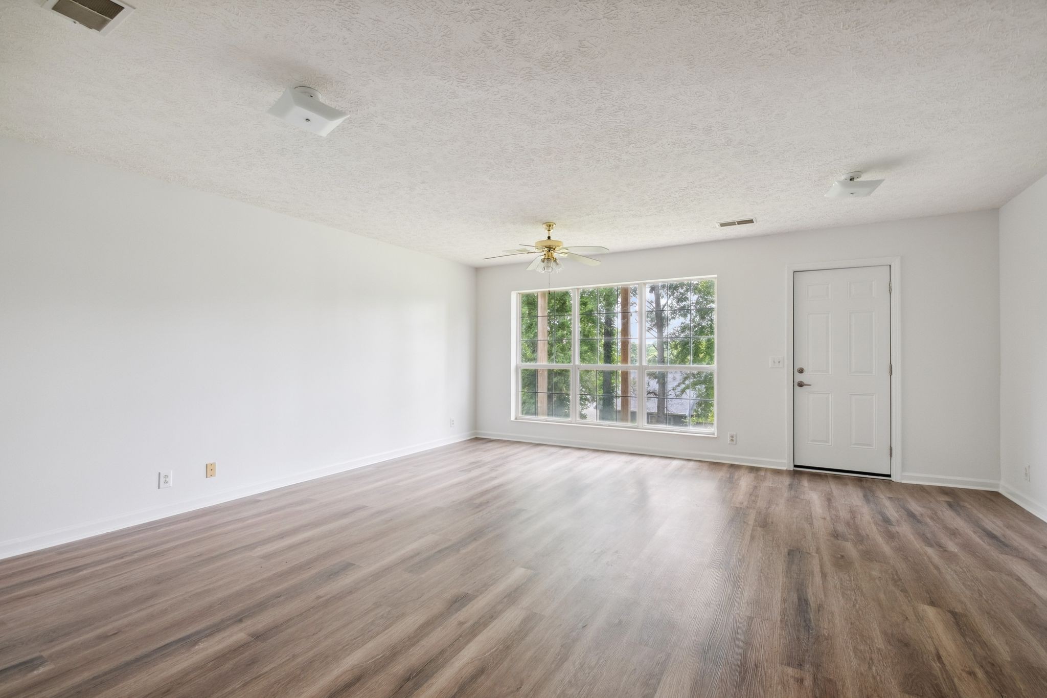 1068 Tulip Grove Rd Property Photo 28