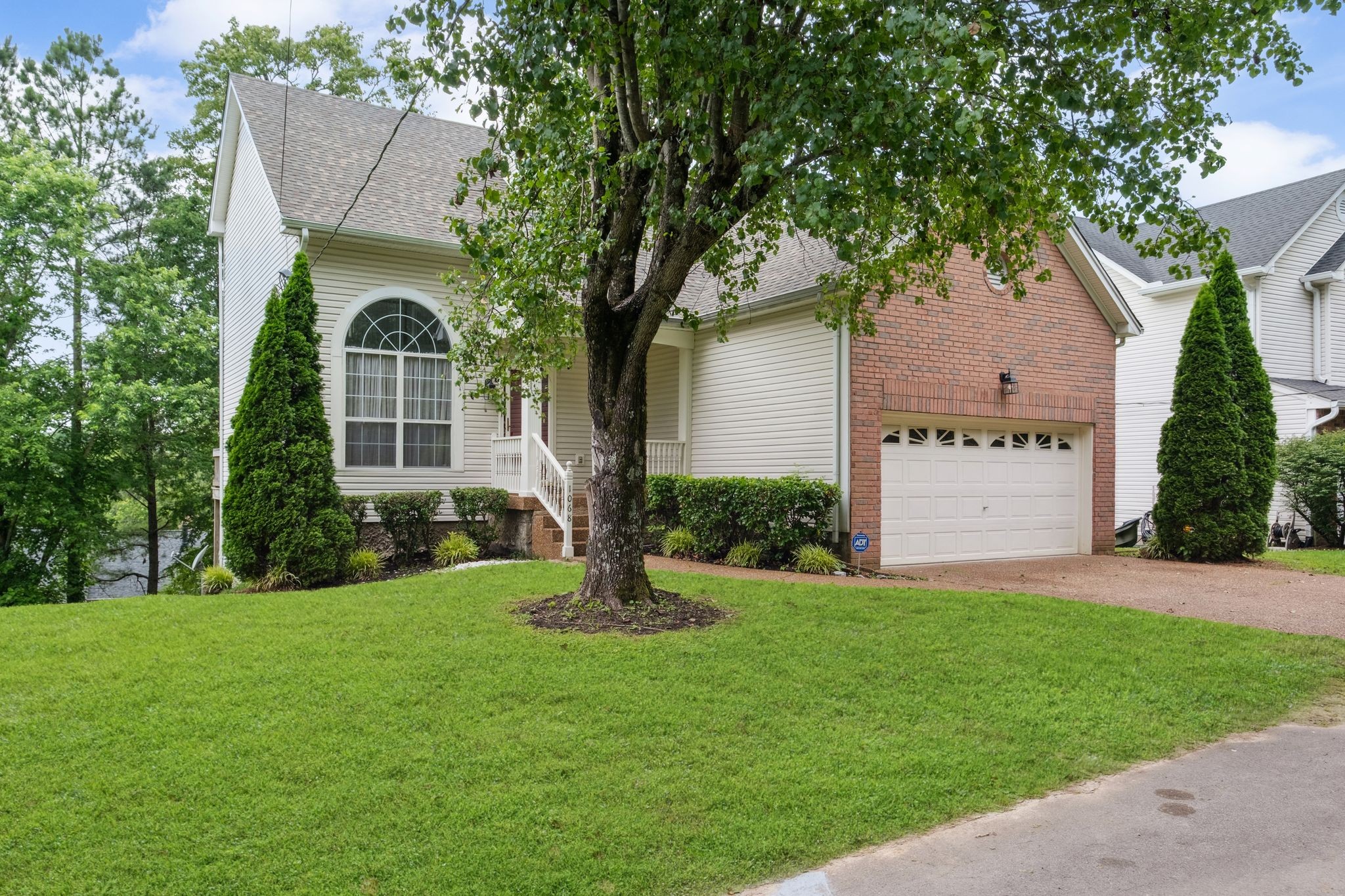 1068 Tulip Grove Rd Property Photo 40