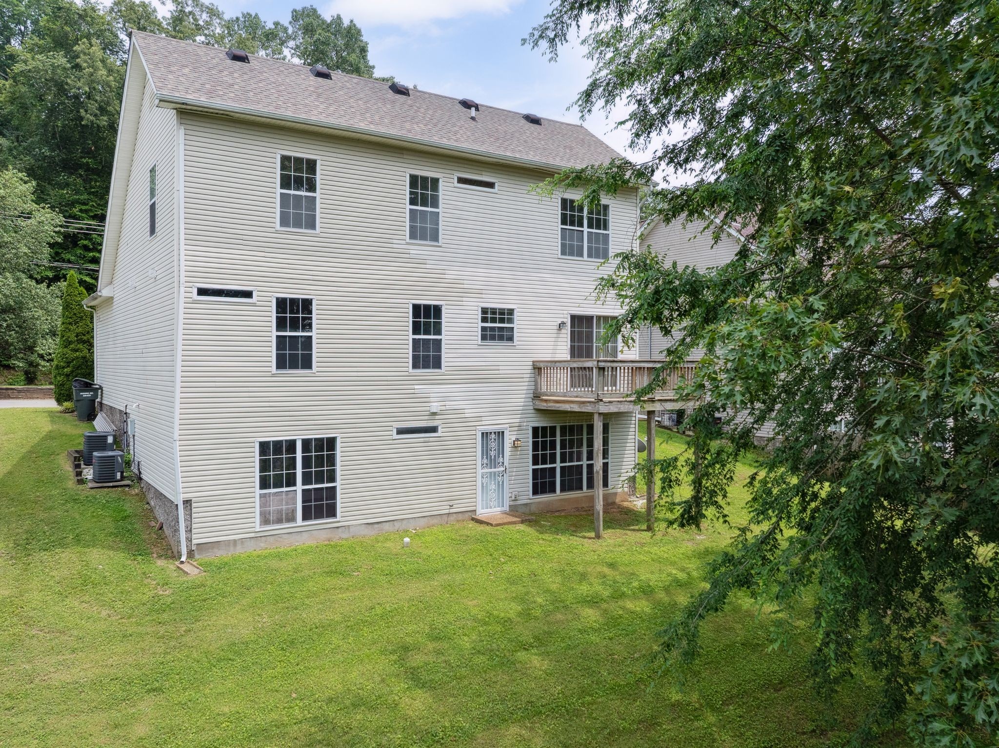 1068 Tulip Grove Rd Property Photo 61