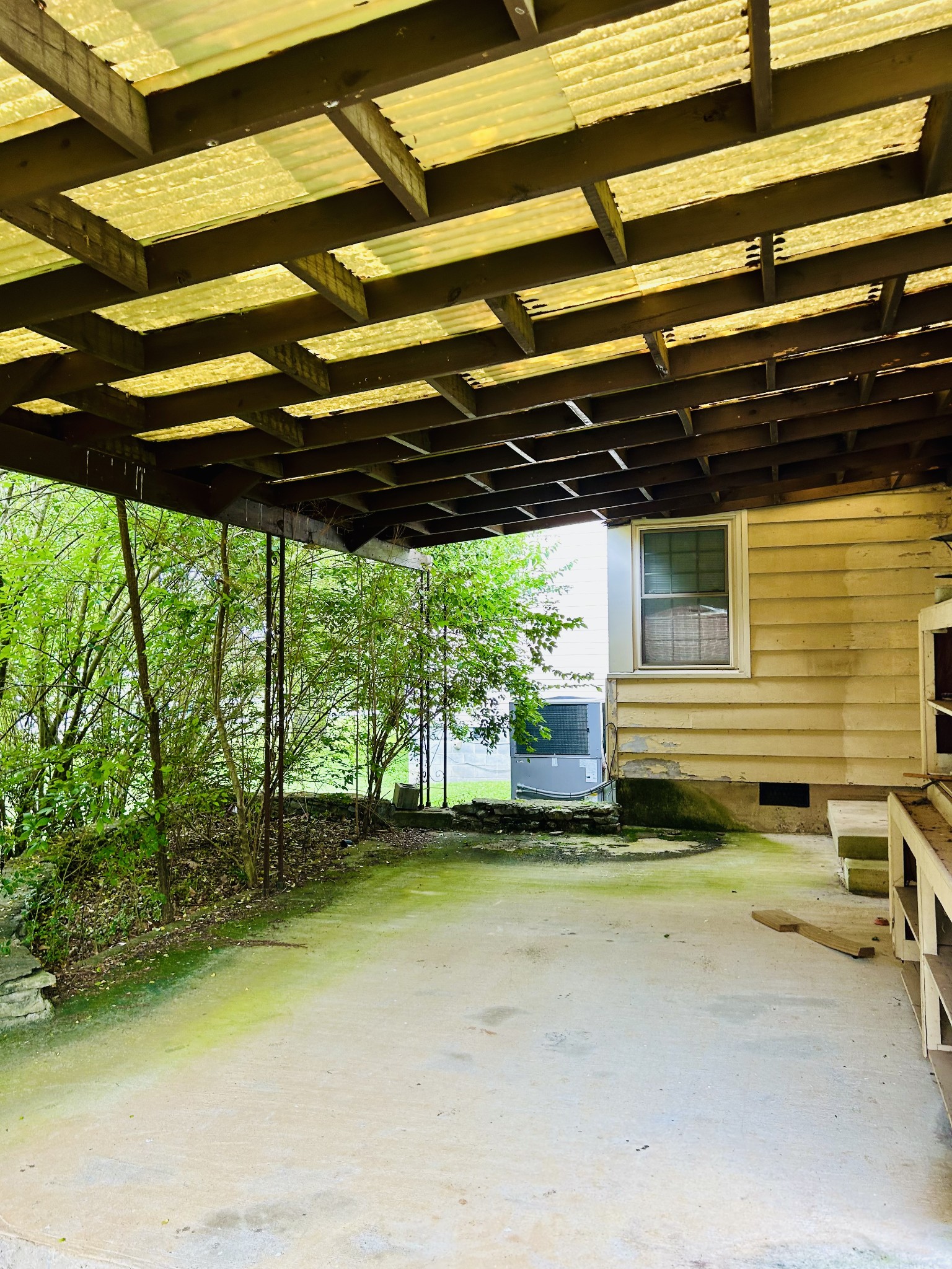 1102 Manor Rd Property Photo 10