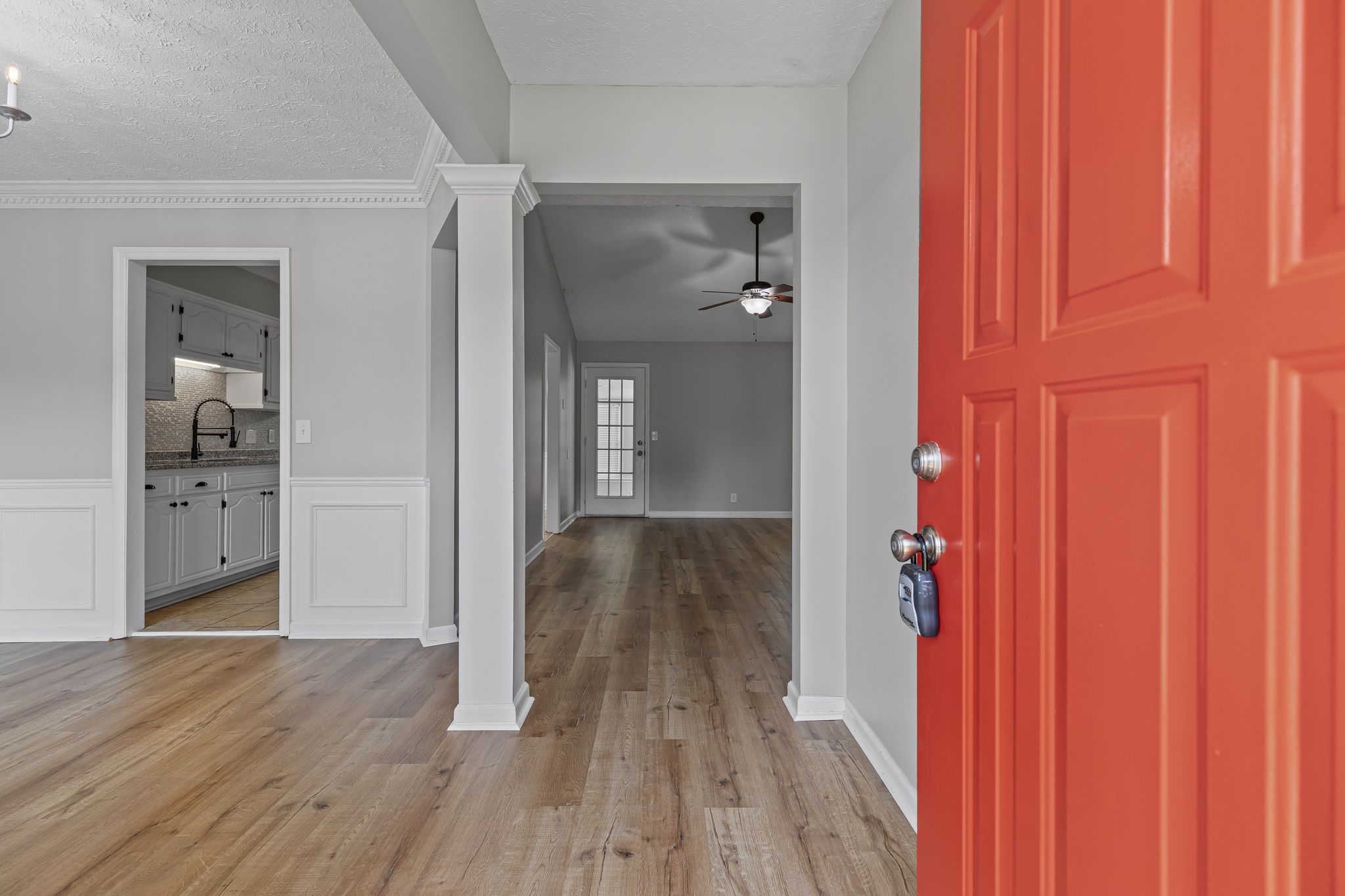 3540 Lake Towne Dr Property Photo 4
