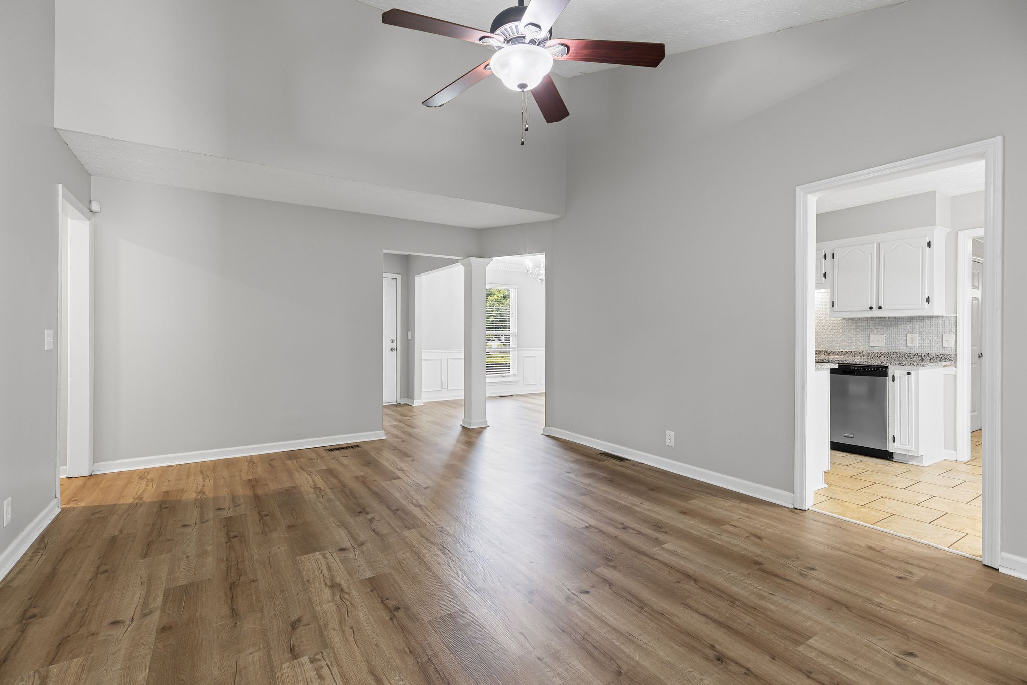 3540 Lake Towne Dr Property Photo 9