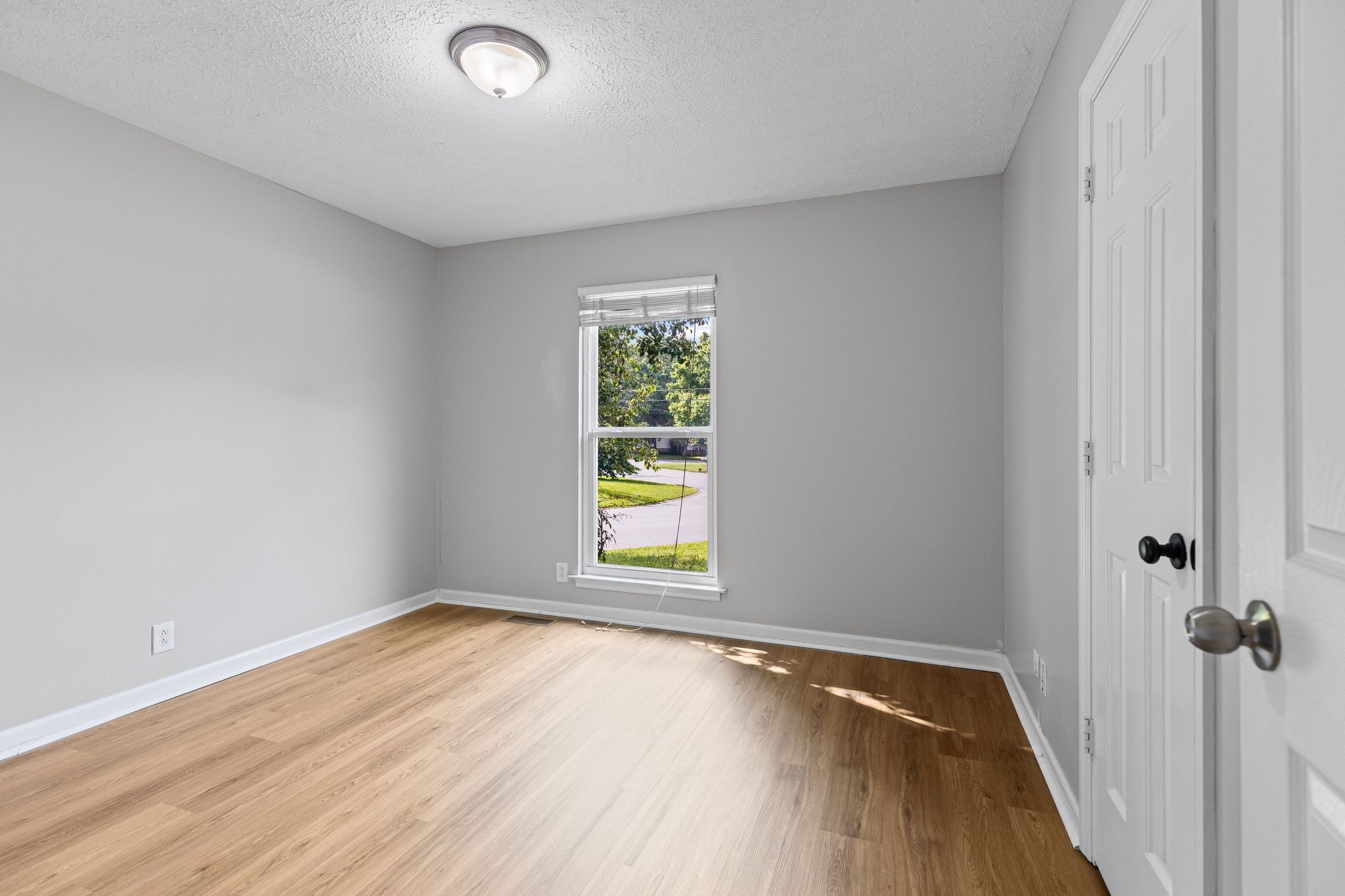 3540 Lake Towne Dr Property Photo 15