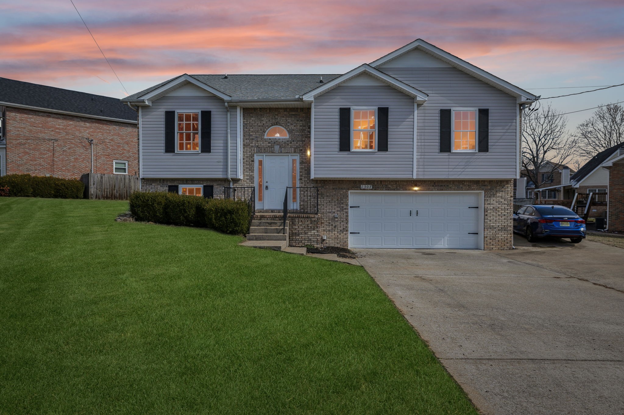 1307 Bluebonnet Dr Property Photo 1