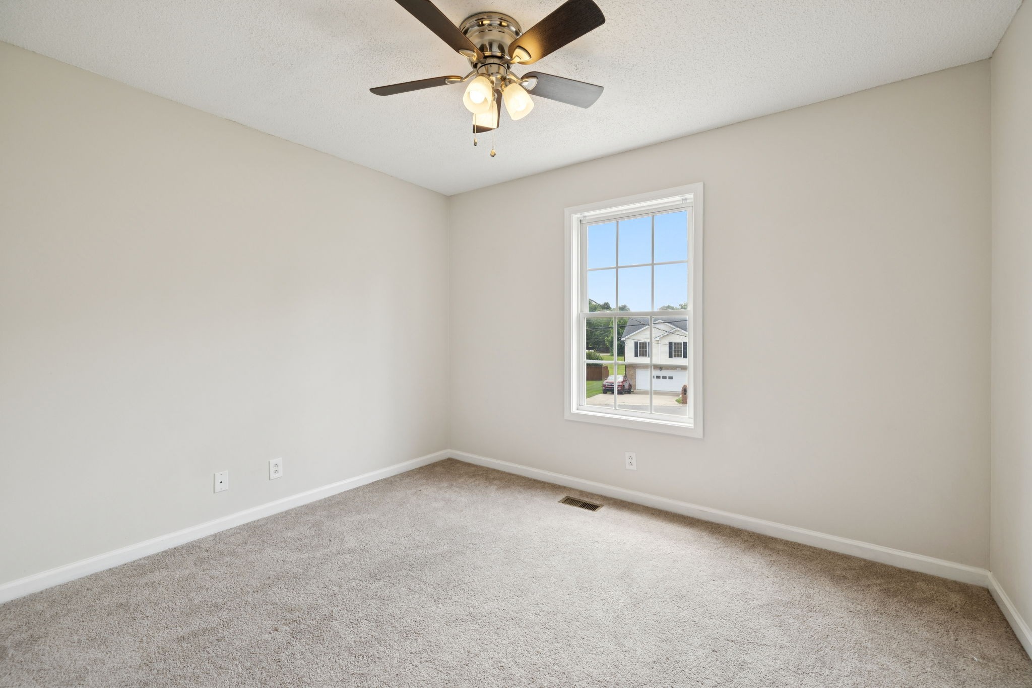 1307 Bluebonnet Dr Property Photo 12