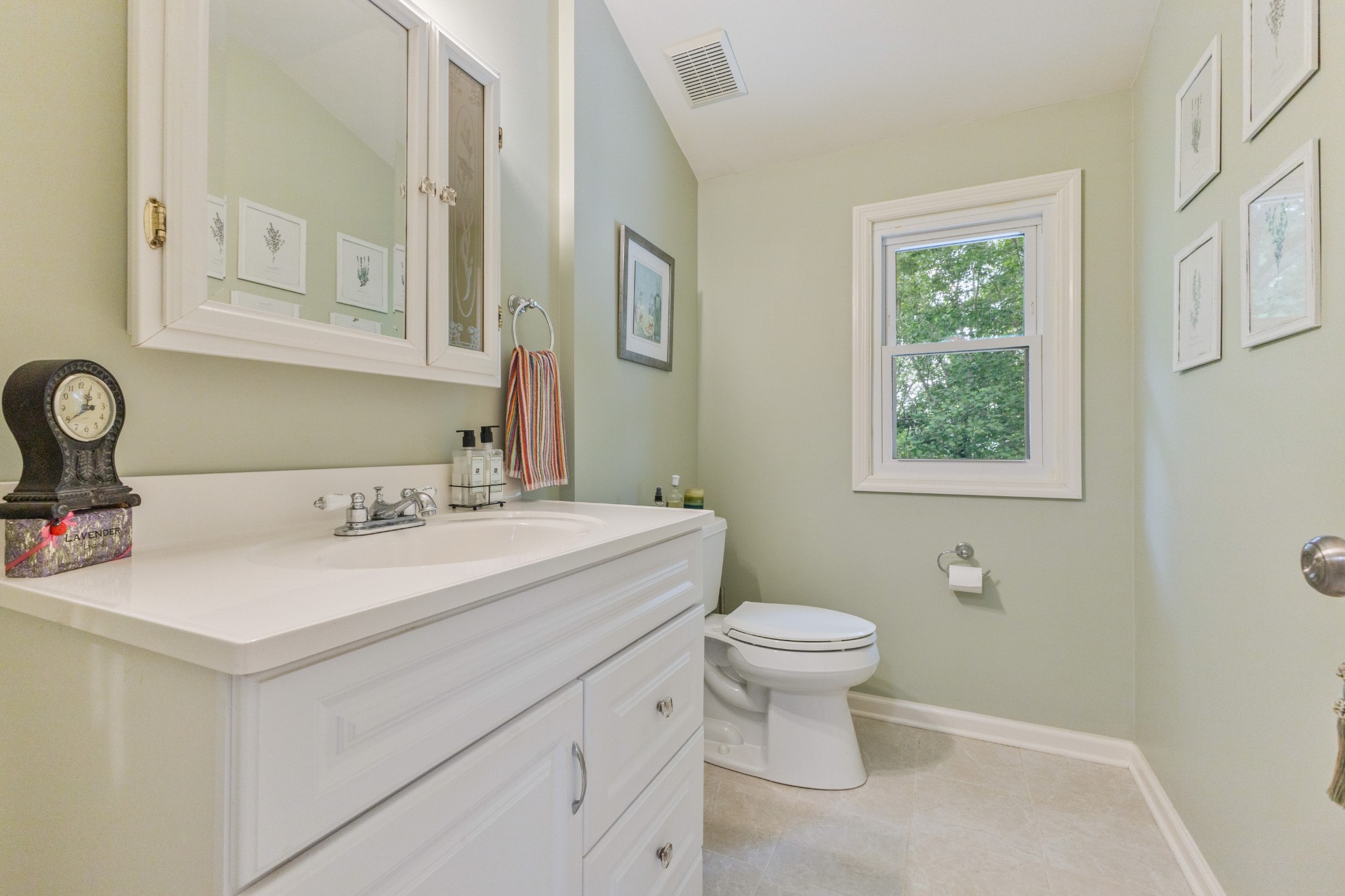 1006 Blackburn Ct Property Photo 32