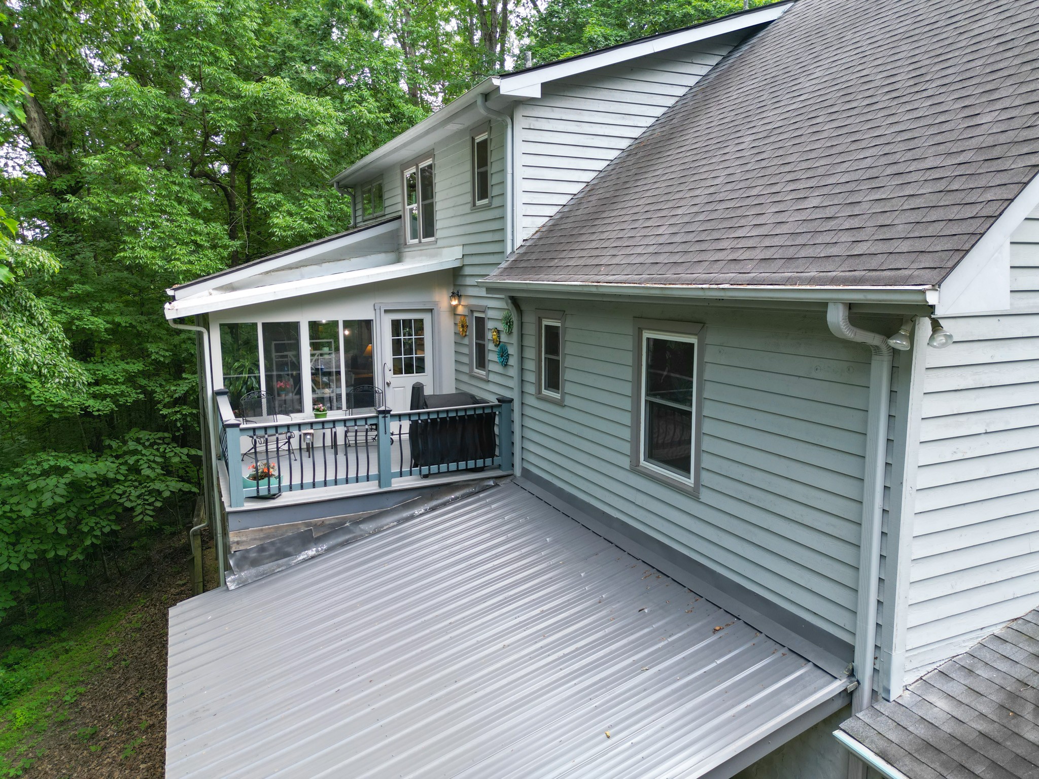1006 Blackburn Ct Property Photo 45