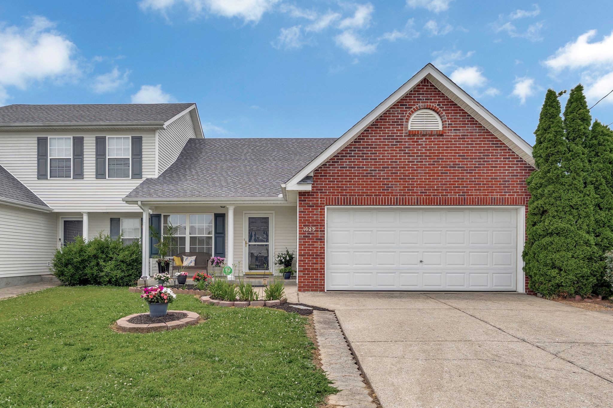 1023 Stonemark Trl Property Photo 1