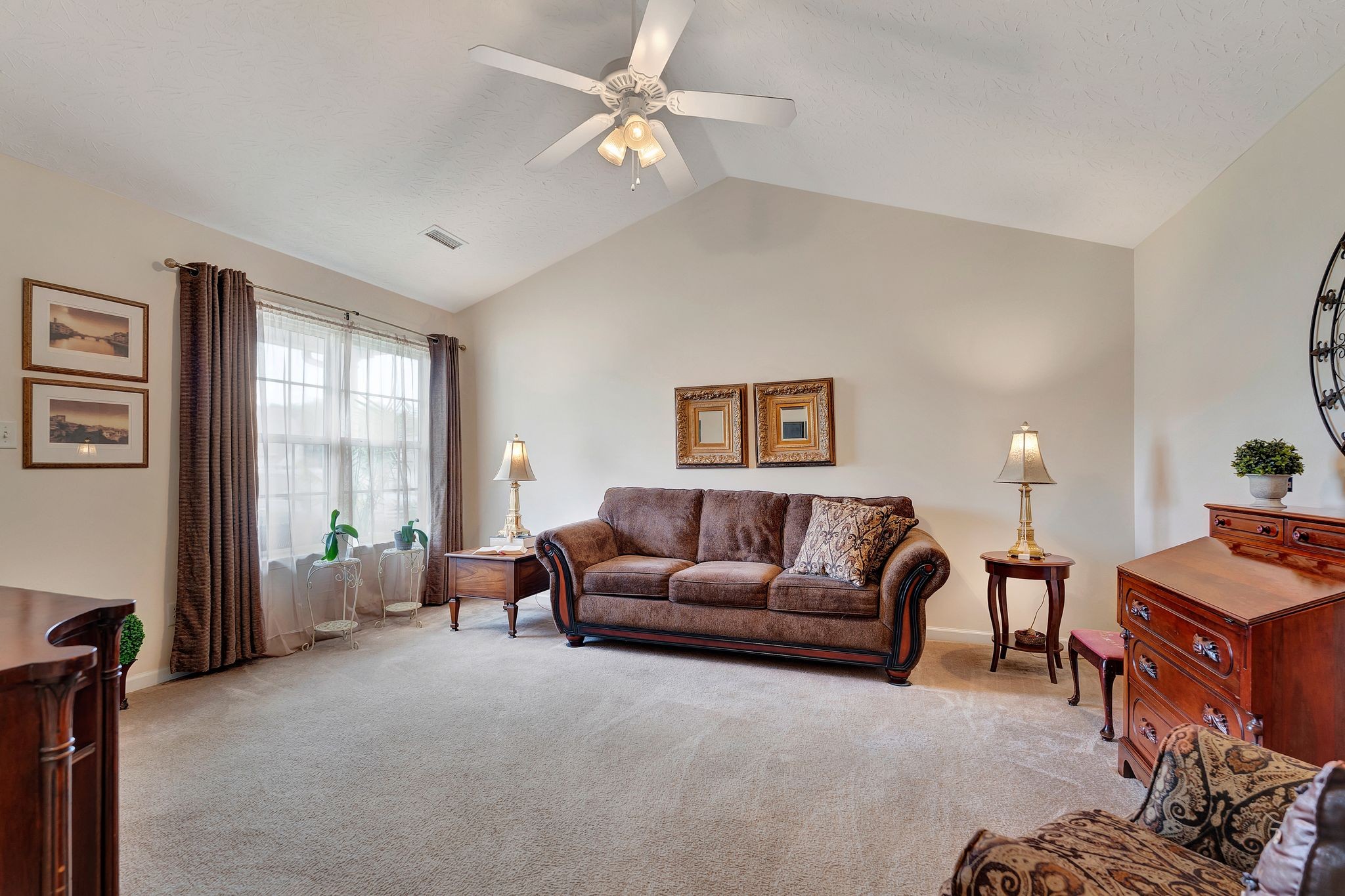 1023 Stonemark Trl Property Photo 7