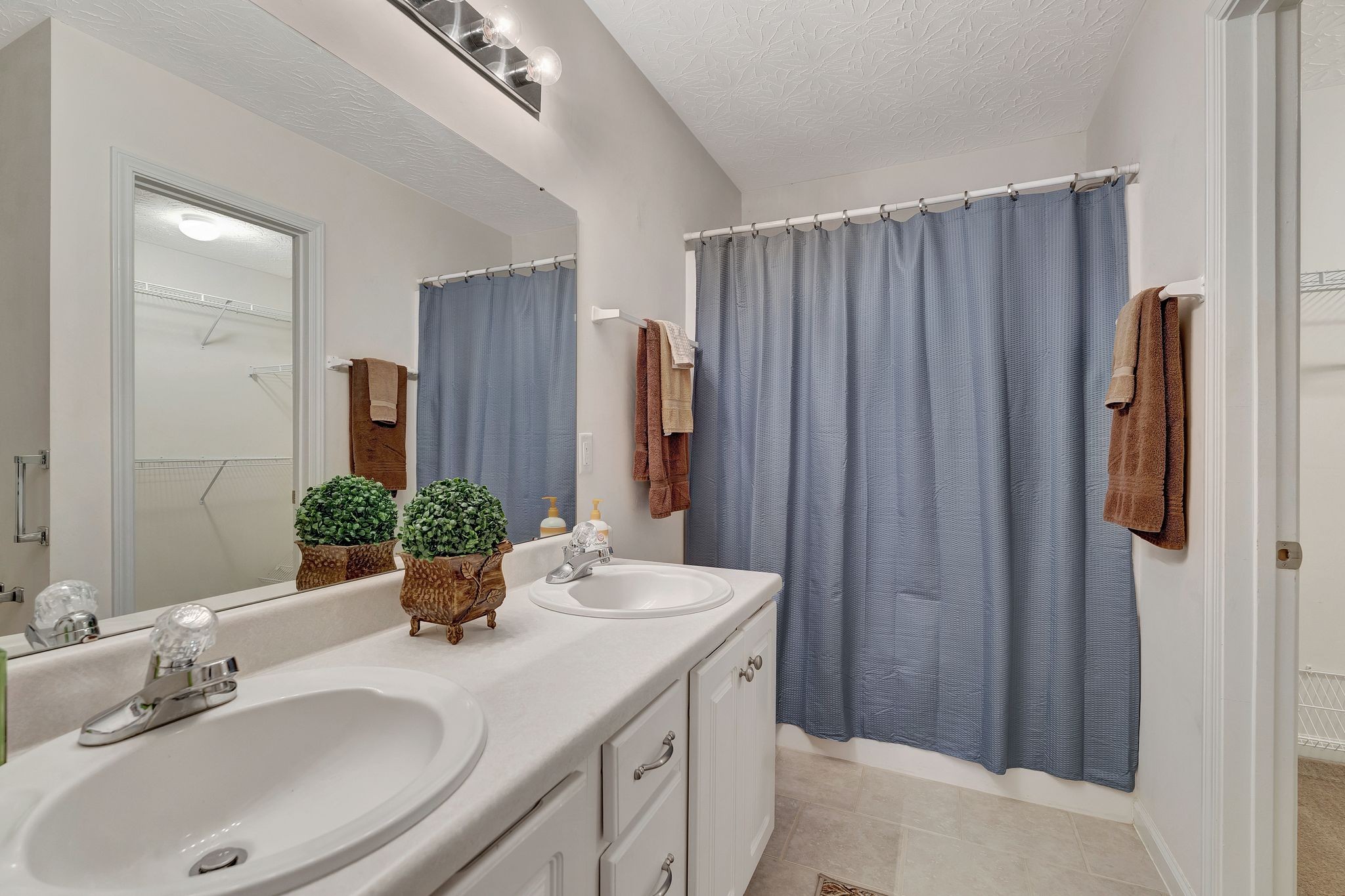 1023 Stonemark Trl Property Photo 18