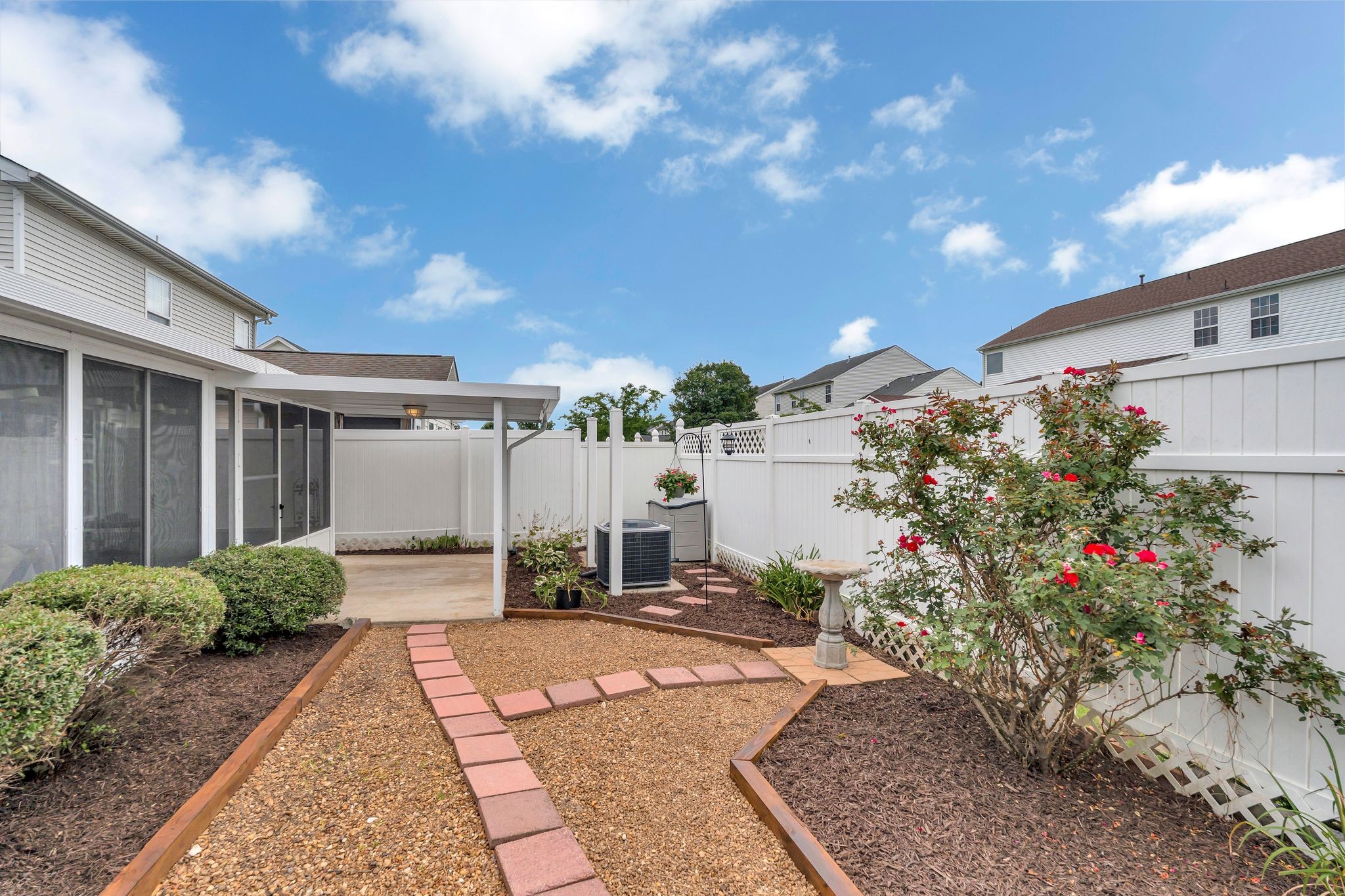 1023 Stonemark Trl Property Photo 27