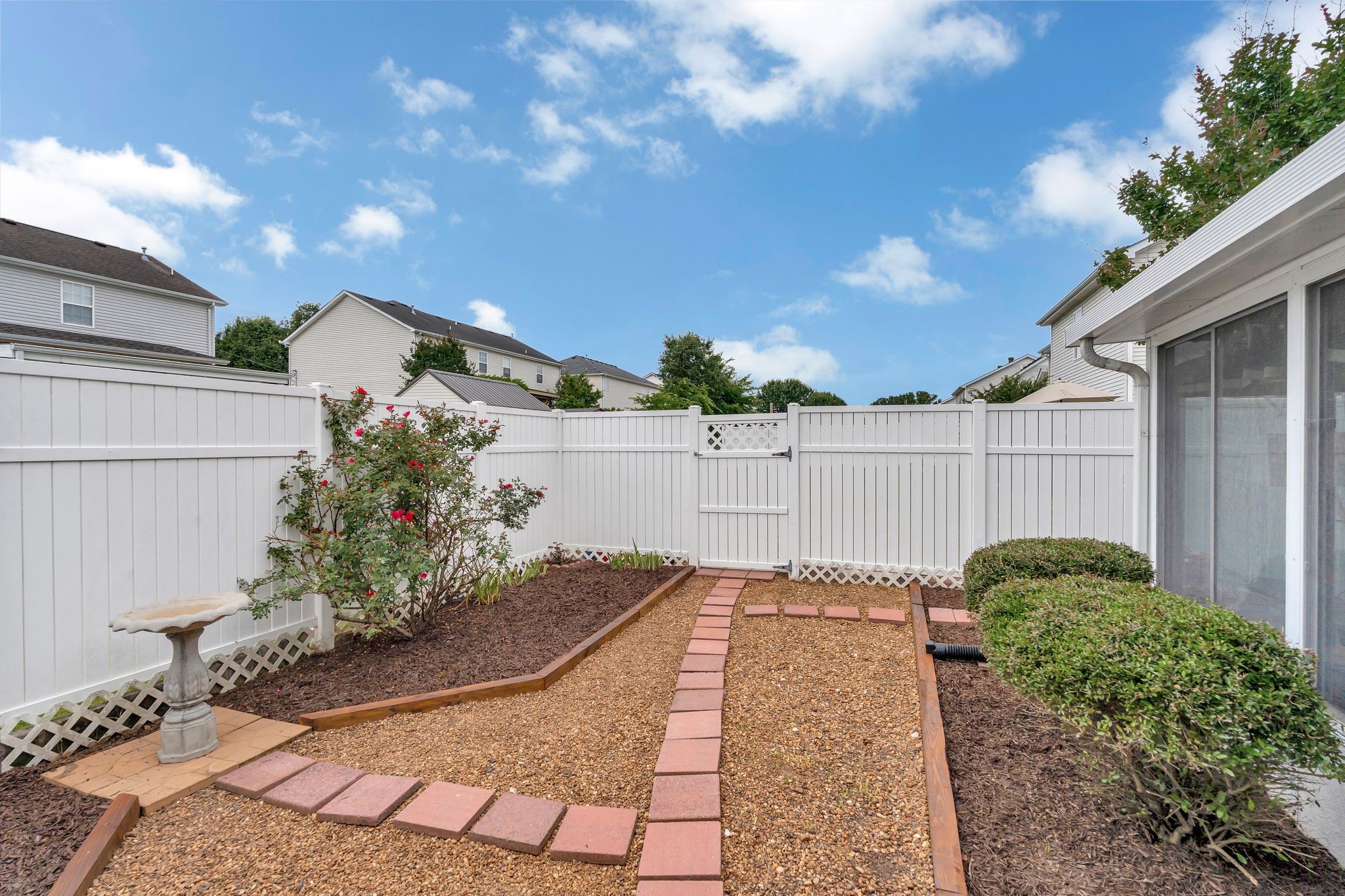 1023 Stonemark Trl Property Photo 28