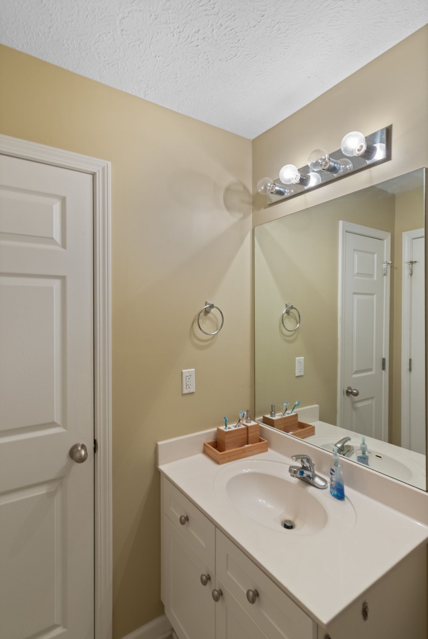 1515 Bridgecrest Dr Property Photo 21