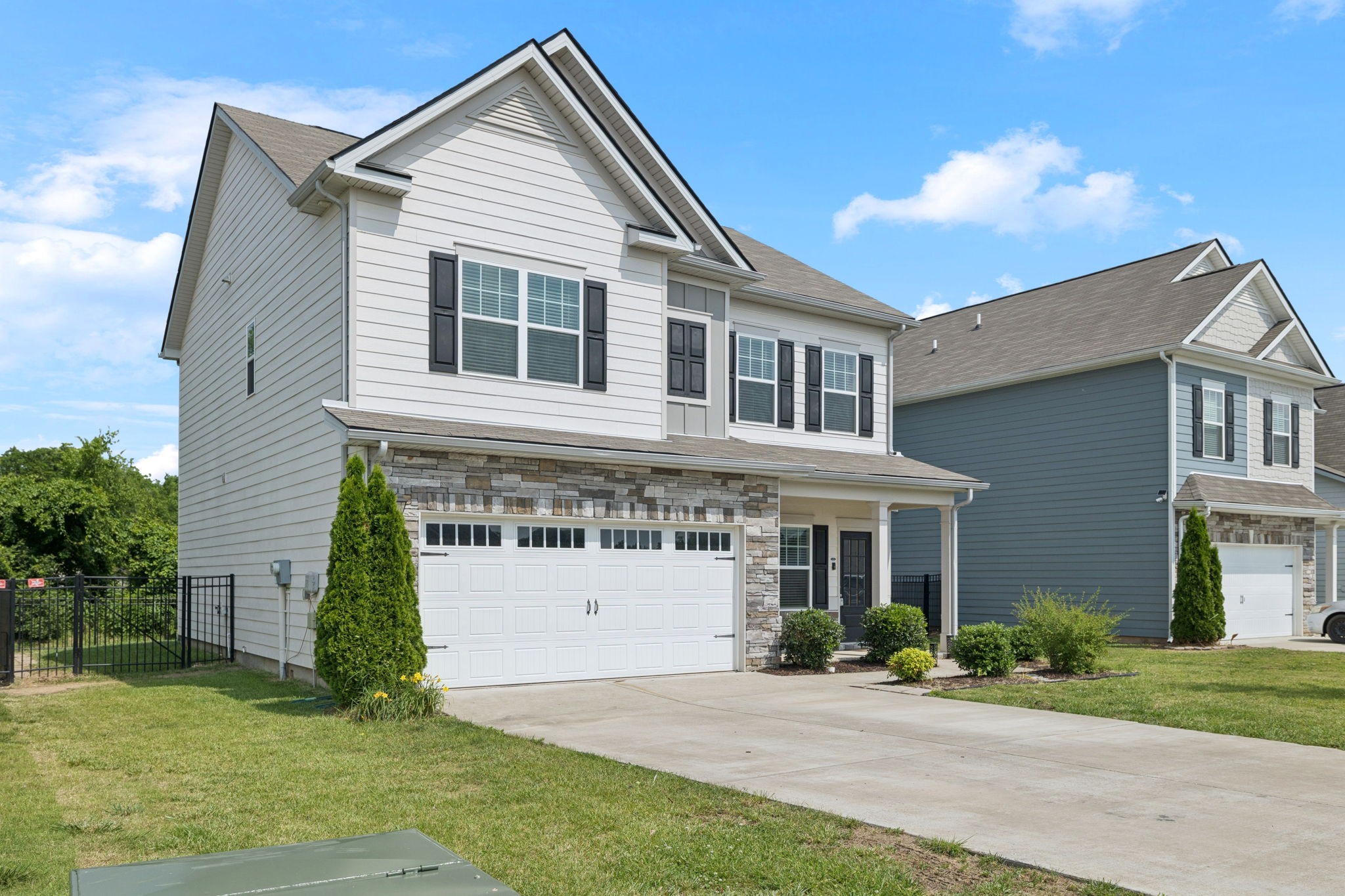 3211 Briar Chapel Dr Property Photo 3