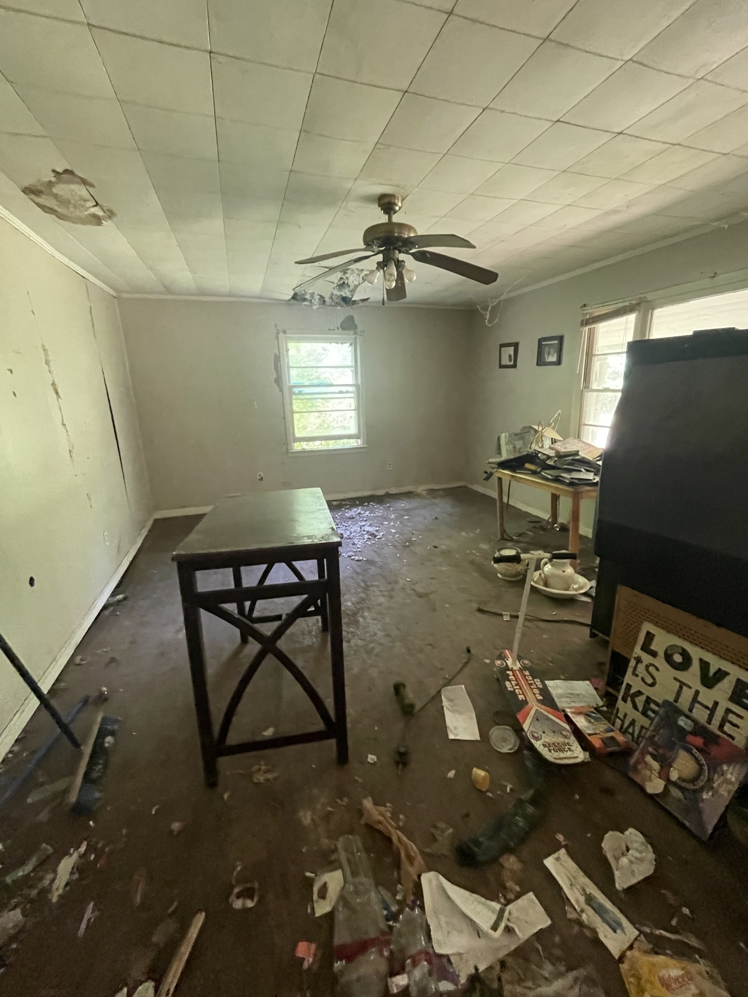 75 Hughes Hollow Rd Property Photo 3