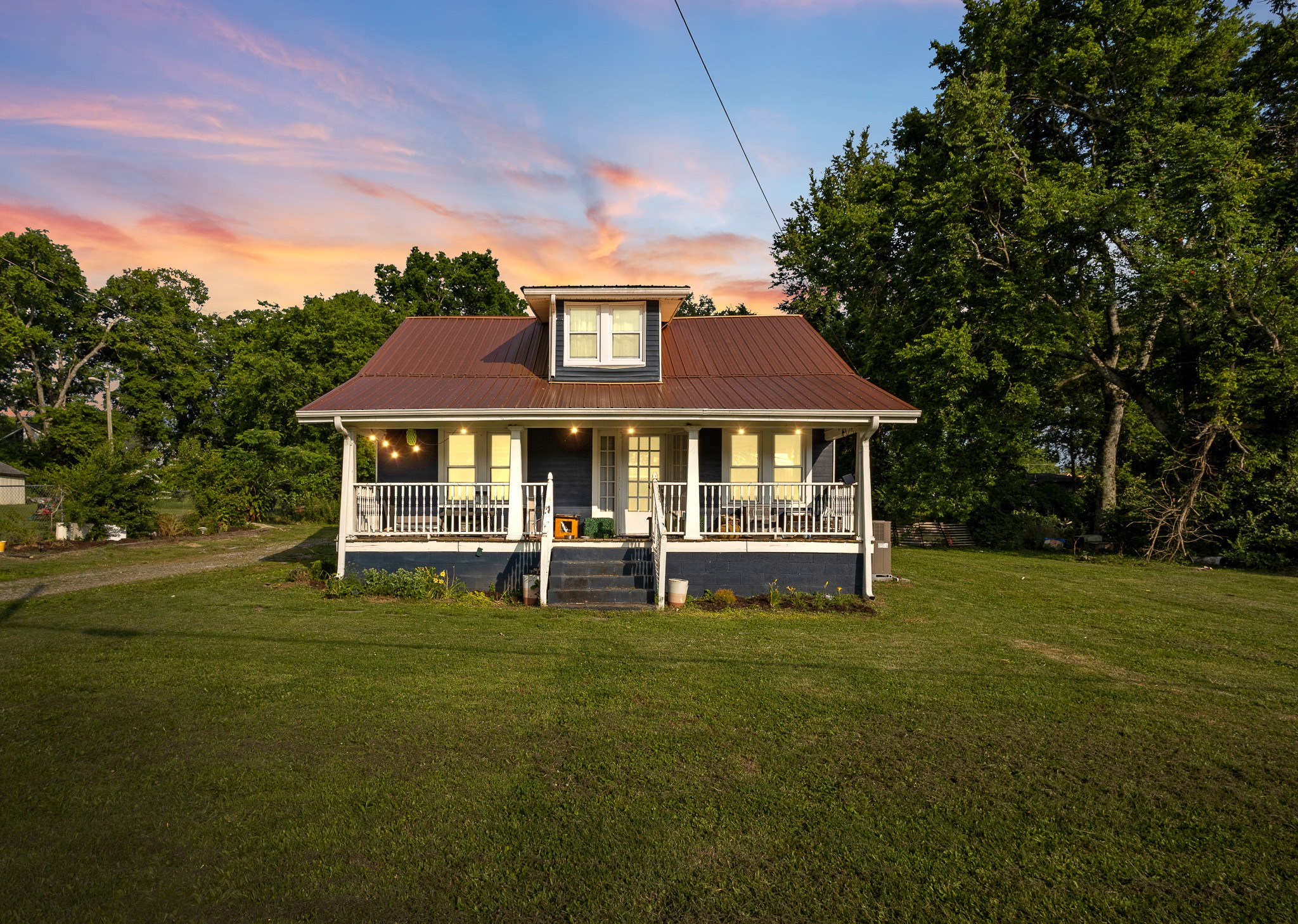 1812 Elizabeth Rd Property Photo 1