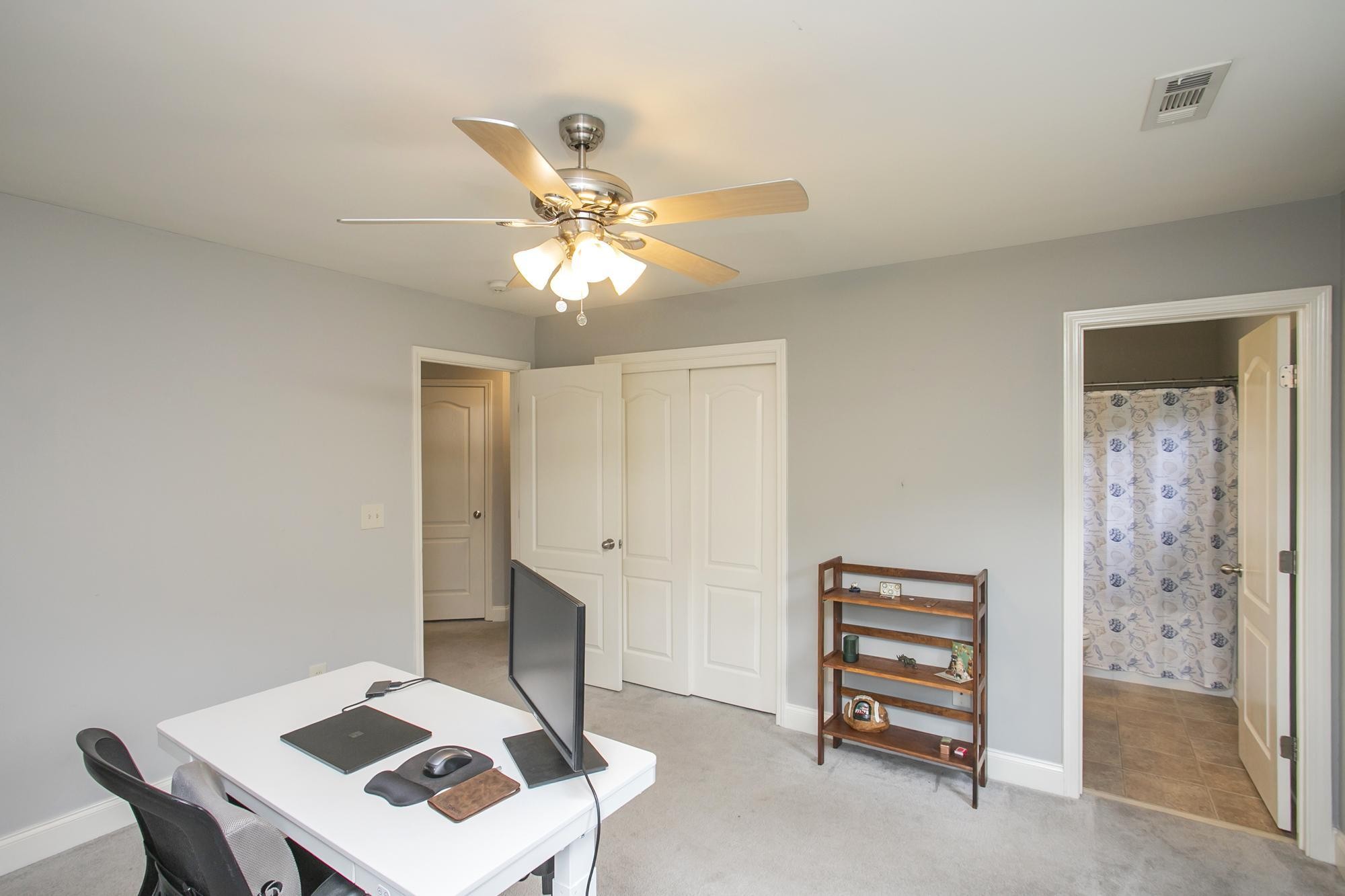1040 Woodbury Falls Dr Property Photo 23