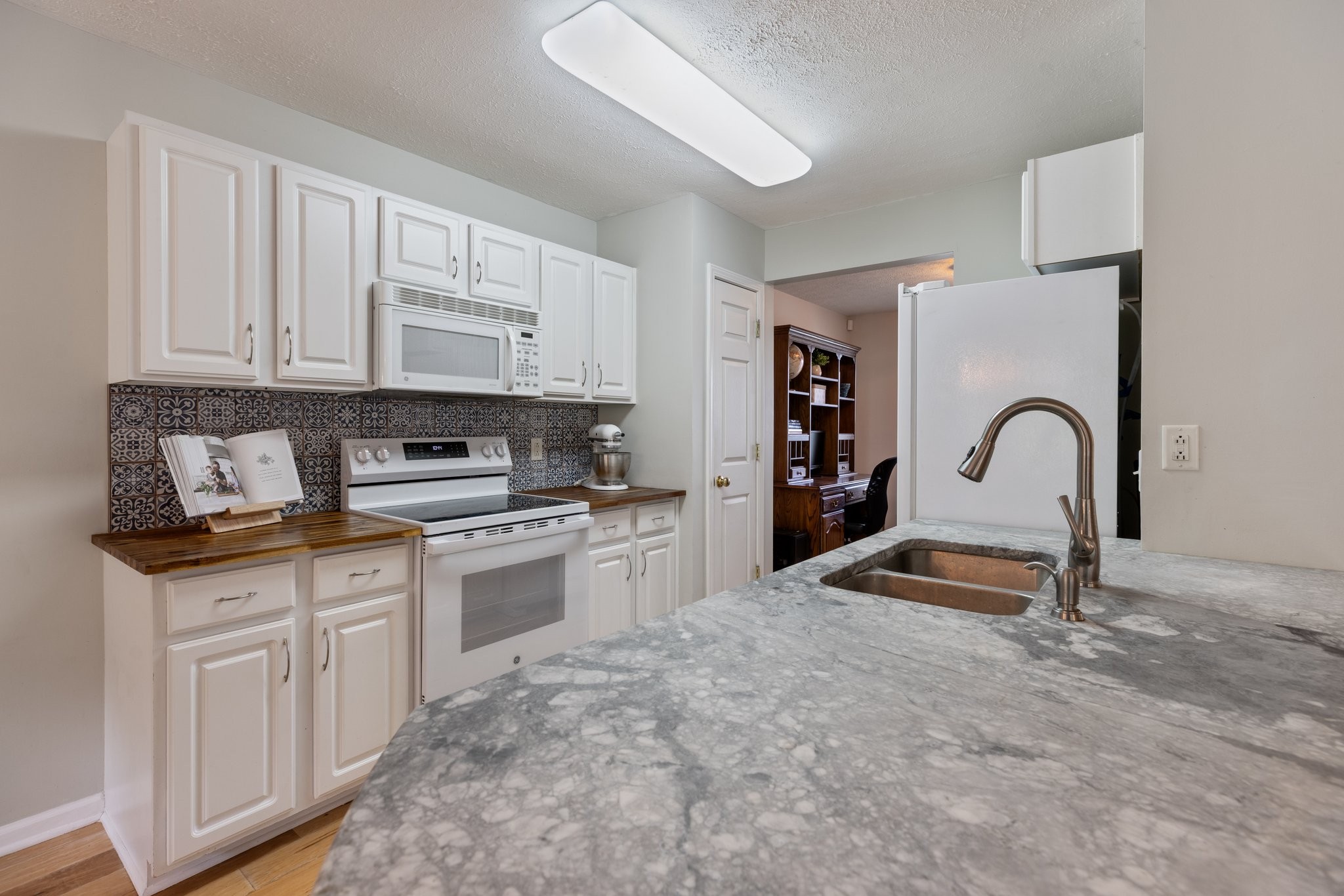 7104 Commonwealth Cir Property Photo 15