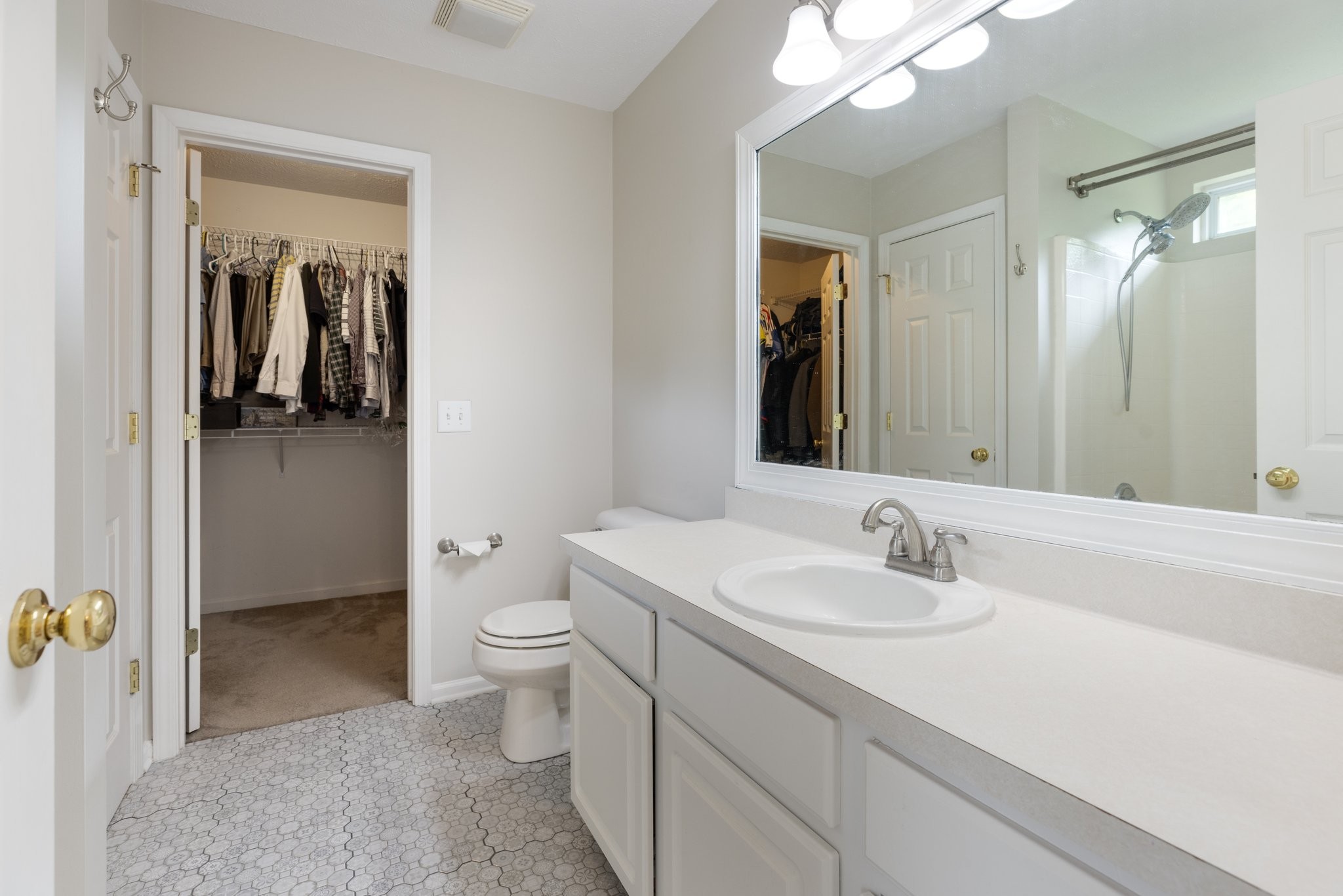 7104 Commonwealth Cir Property Photo 36