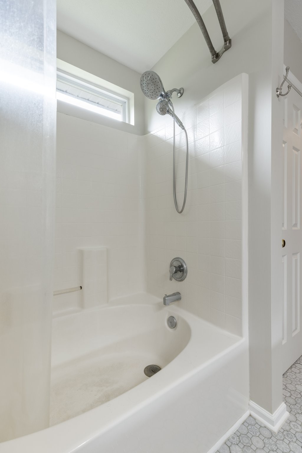 7104 Commonwealth Cir Property Photo 38