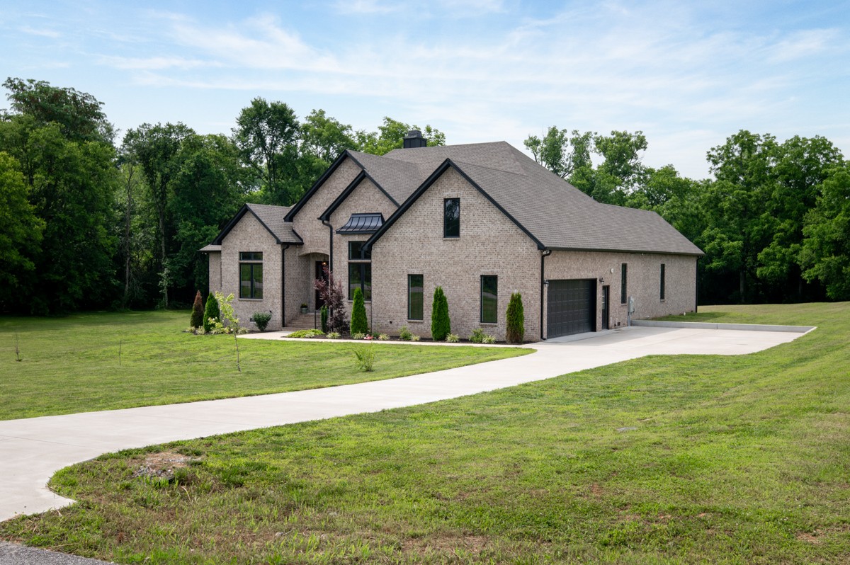 104 Branham Mill Rd Property Photo 4