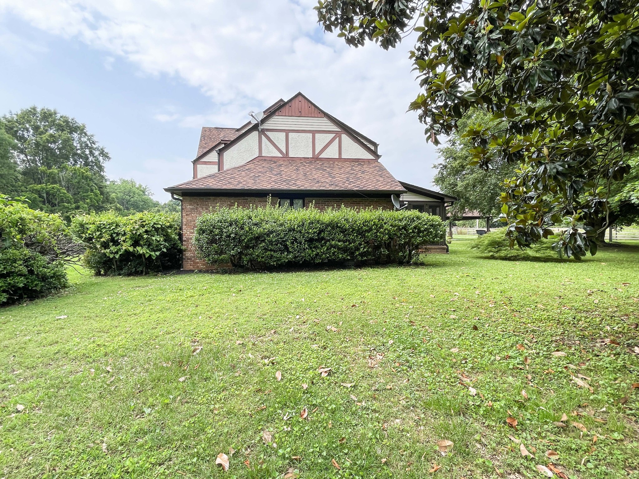 202 Oak Hill Dr Property Photo 23