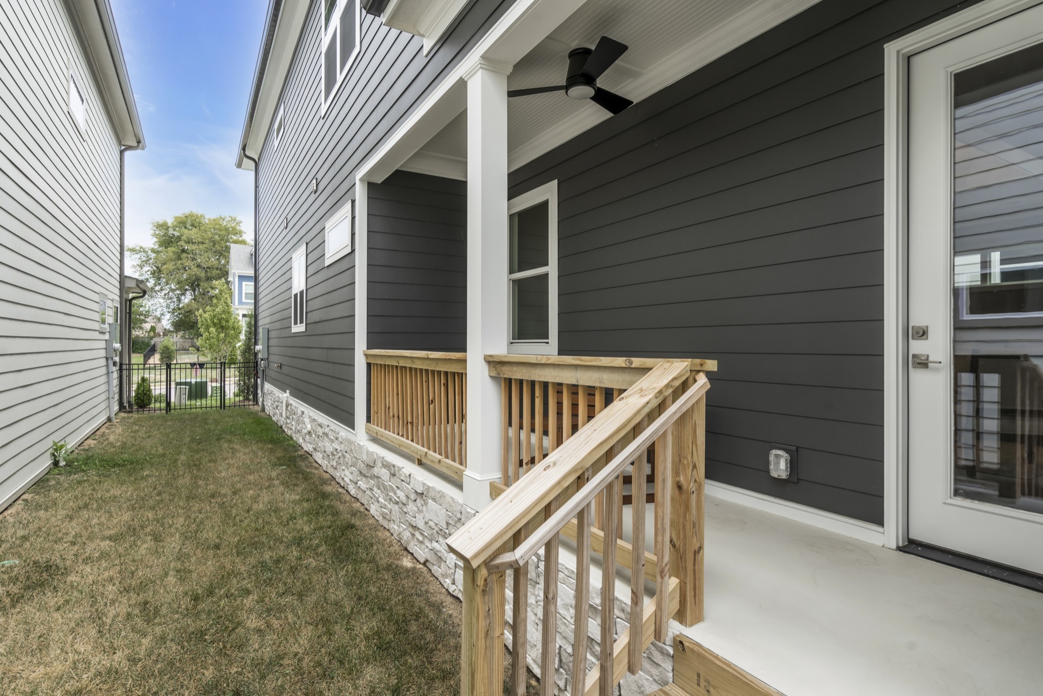 7111 Frances St Property Photo 26
