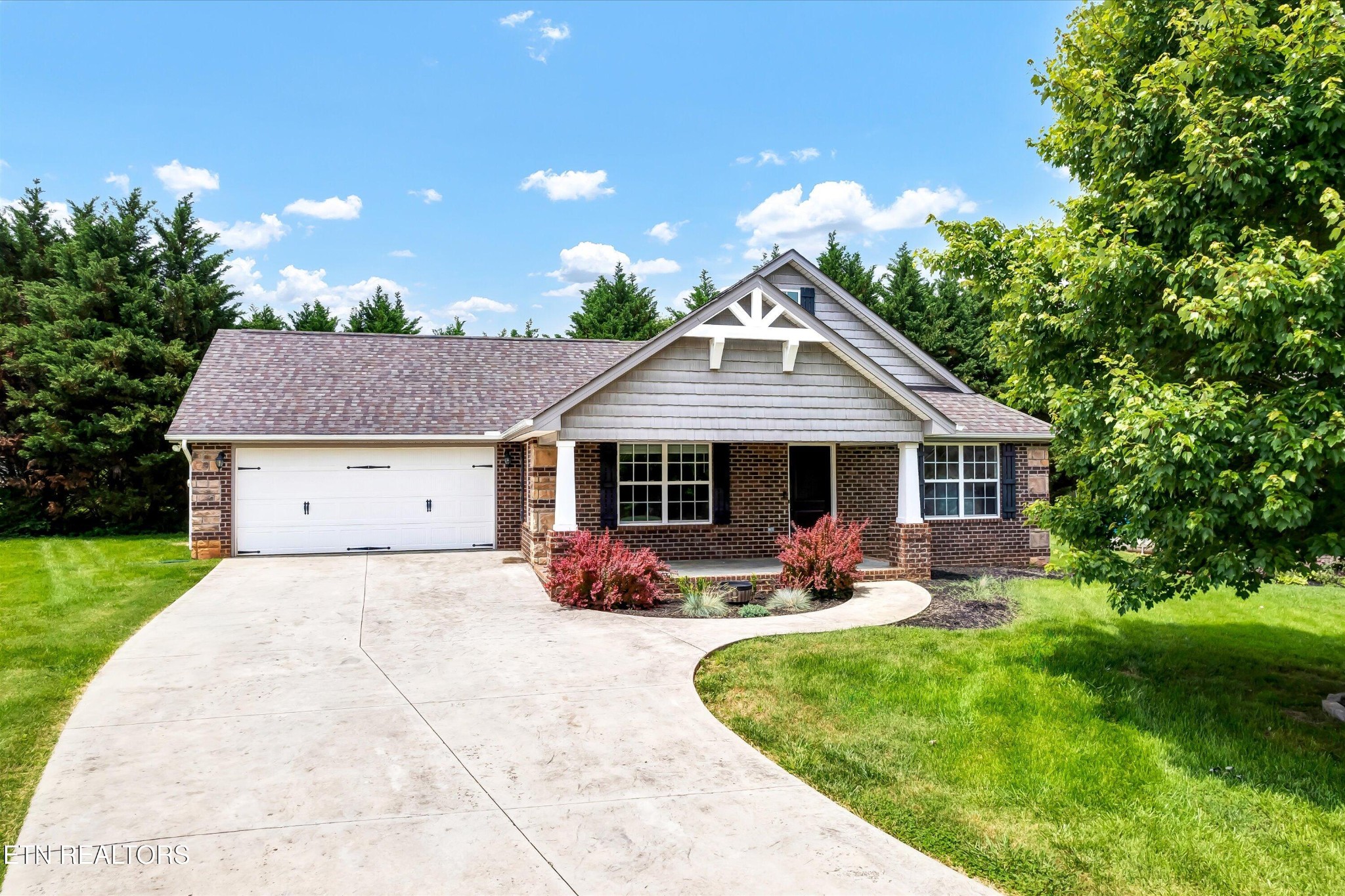 8105 Morning Rose Lane Property Photo 1