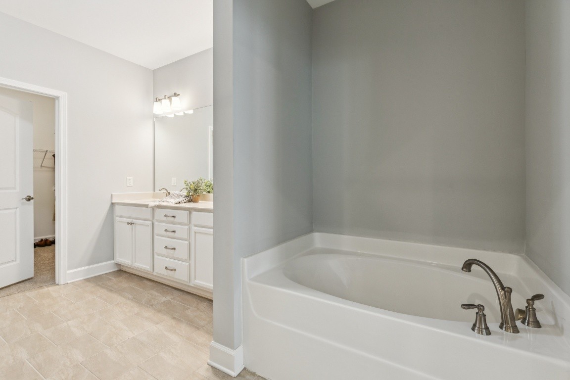 2523 Bridgeway St Property Photo 25