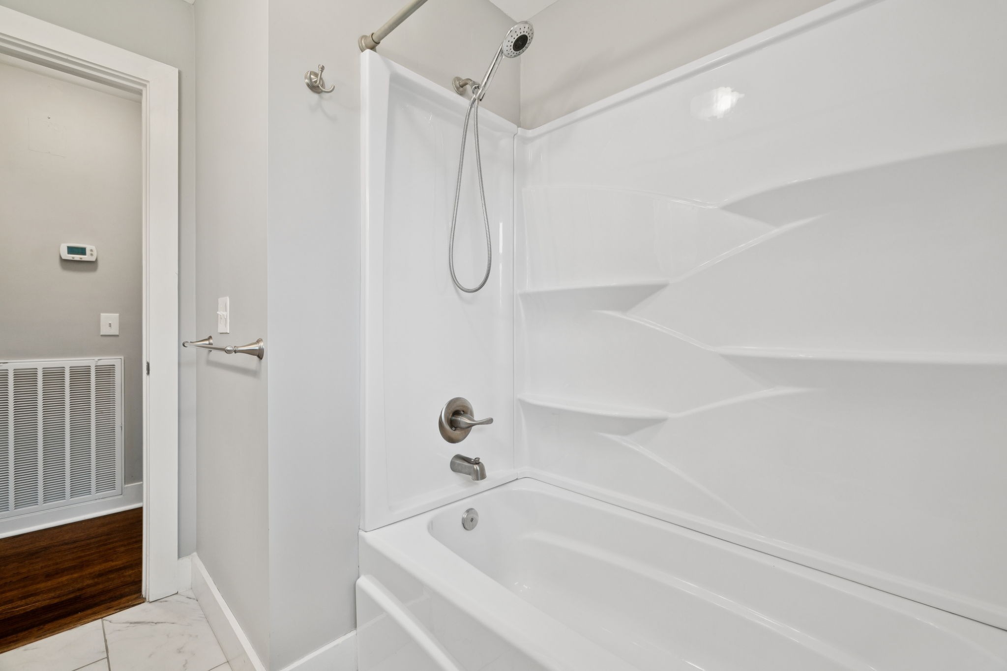 178 Chippendale Dr Property Photo 39
