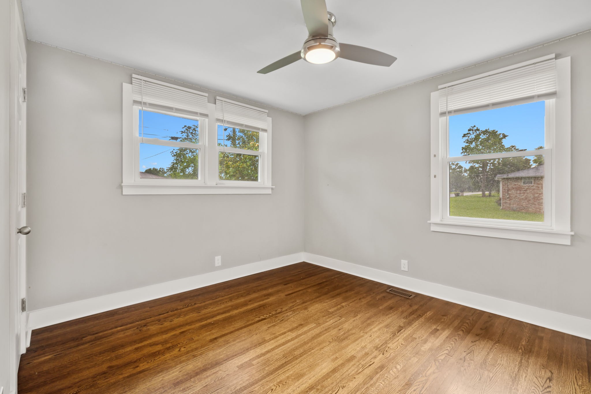 178 Chippendale Dr Property Photo 41