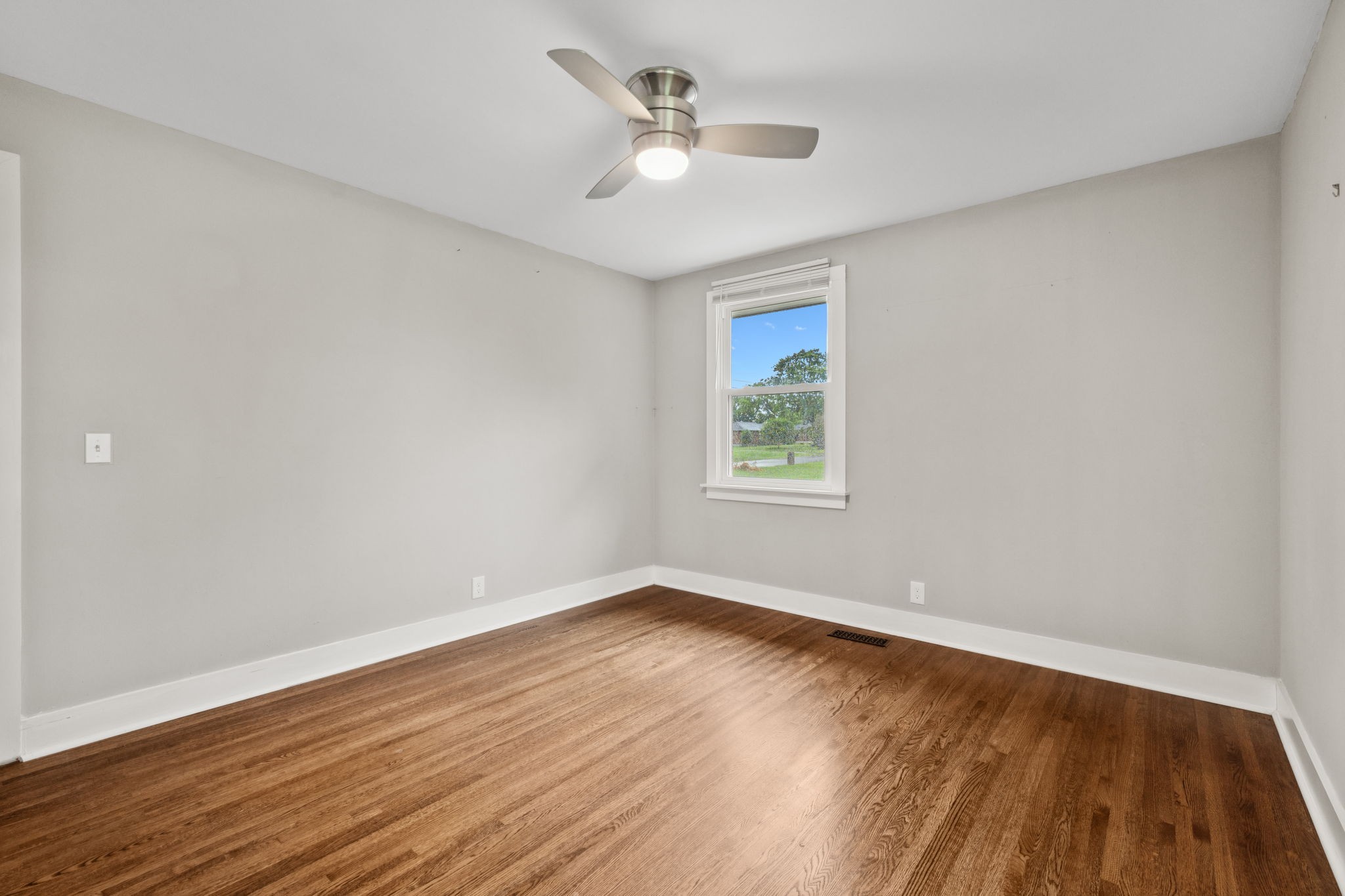 178 Chippendale Dr Property Photo 46