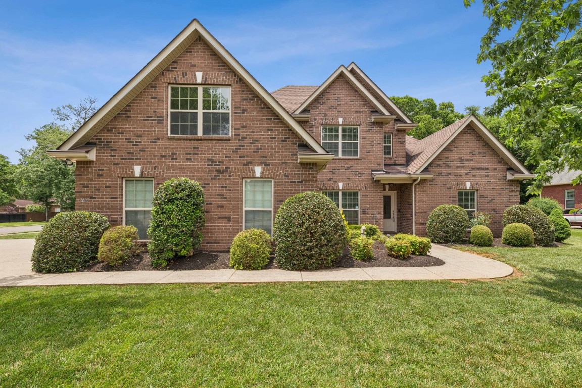 2805 Wynthrope Hall Dr Property Photo 1