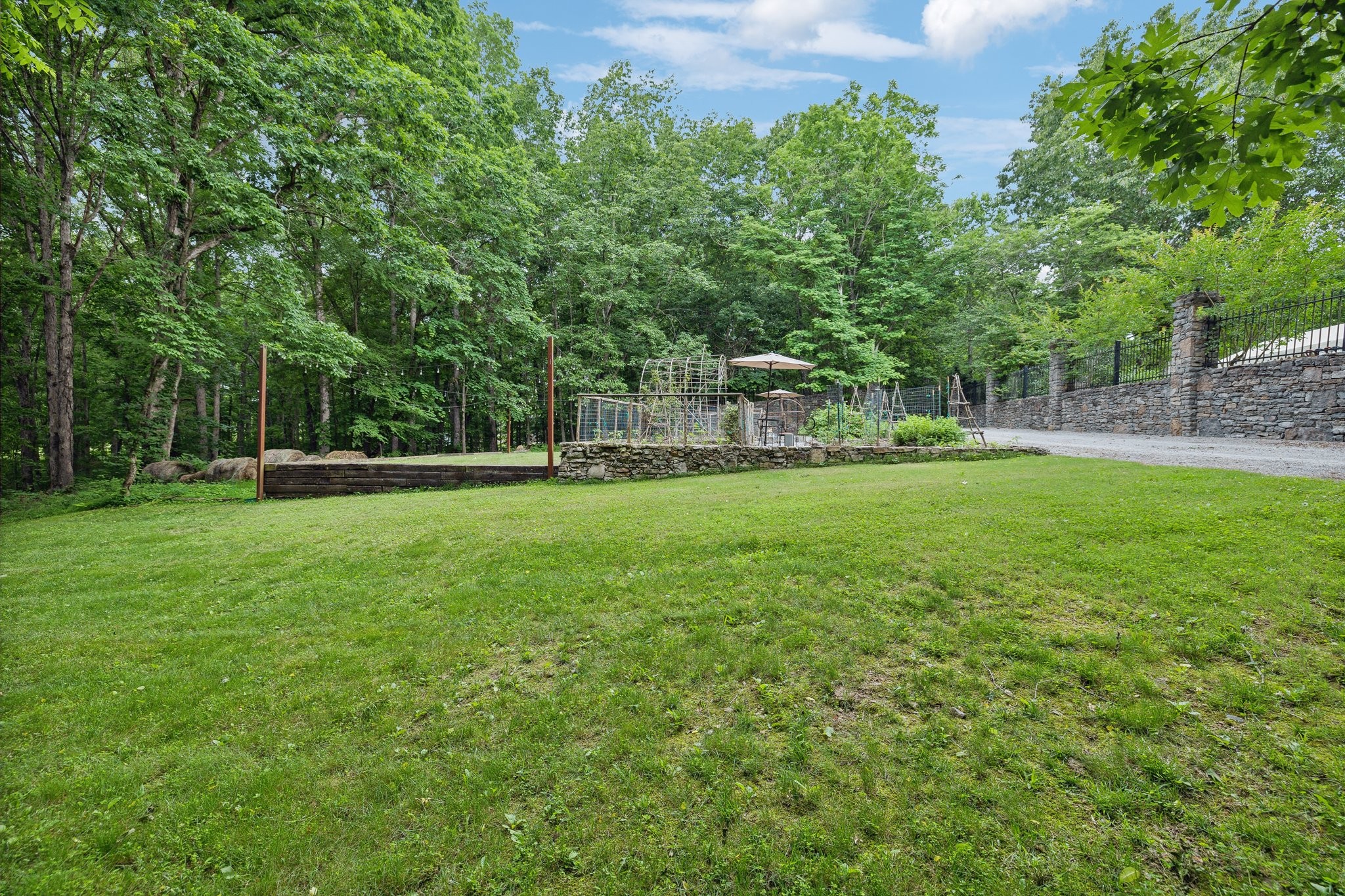 1105 Mount Pleasant Rd Property Photo 95