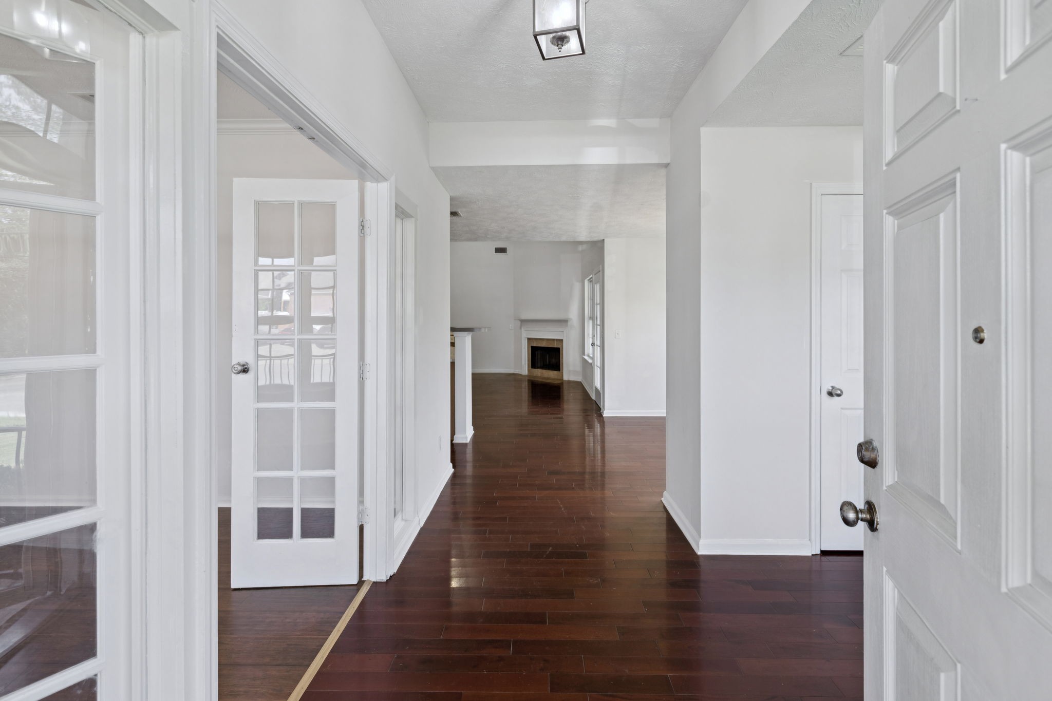 4000 Hollis Hill Dr Property Photo 6