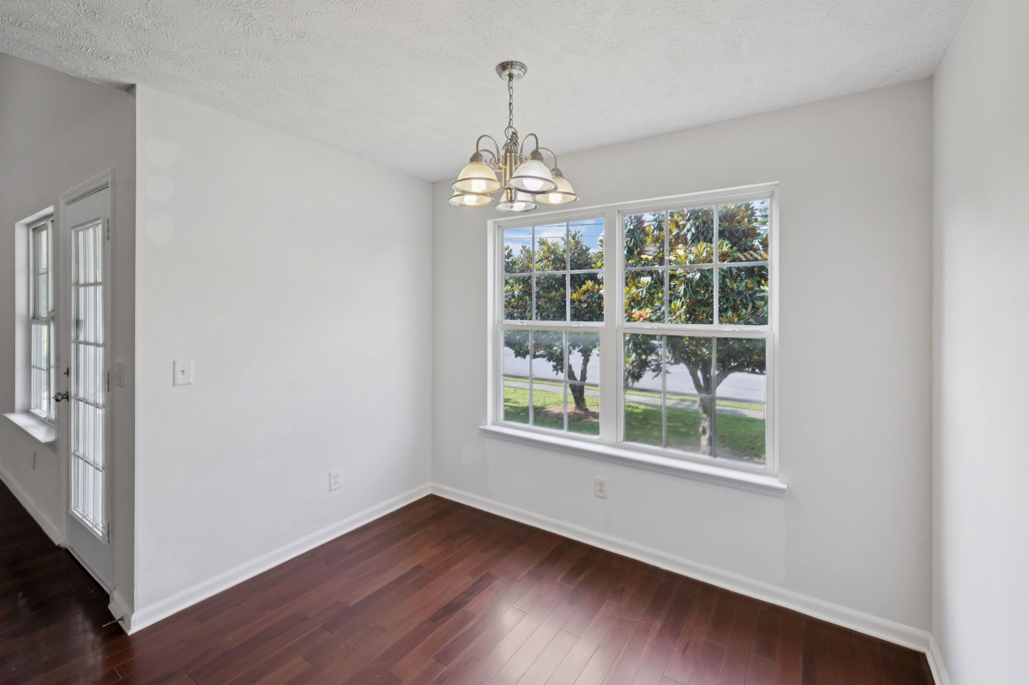 4000 Hollis Hill Dr Property Photo 11