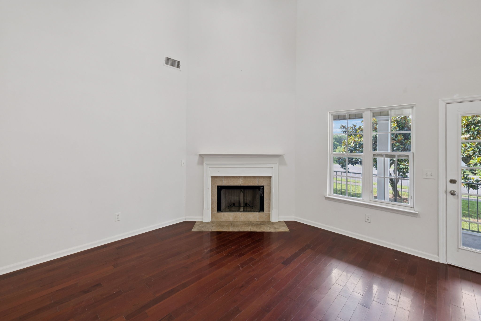 4000 Hollis Hill Dr Property Photo 24
