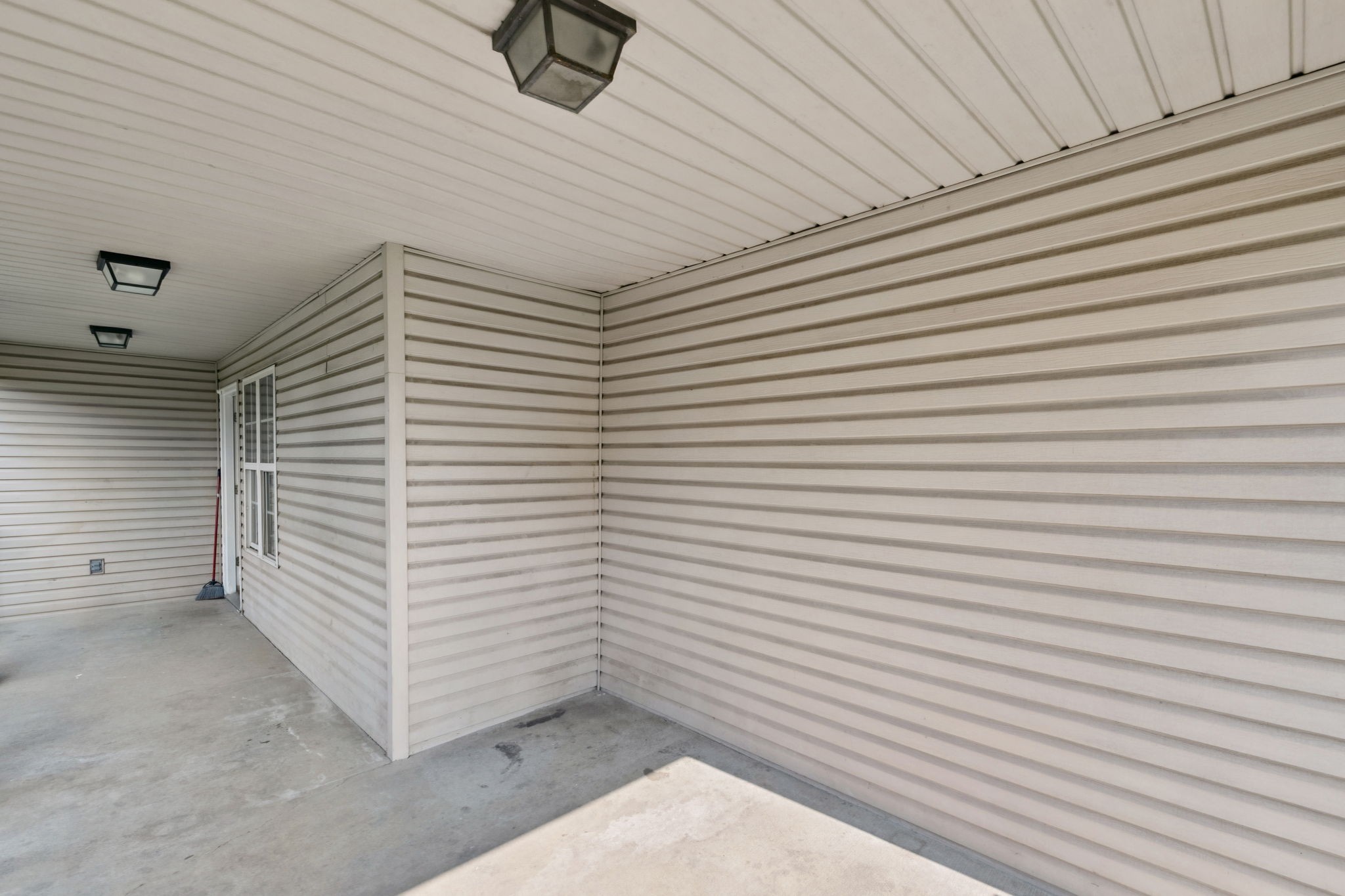 4000 Hollis Hill Dr Property Photo 27