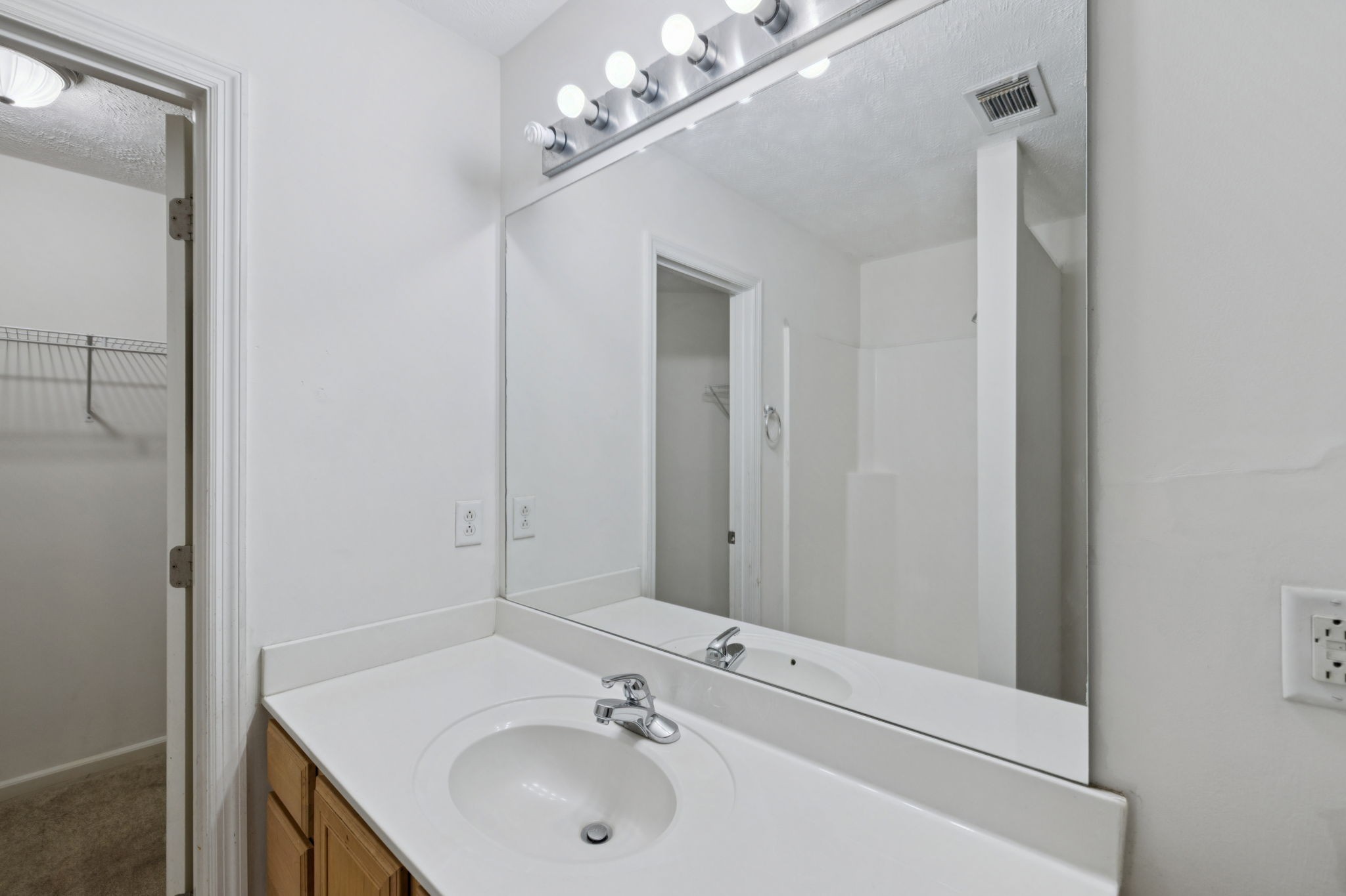 4000 Hollis Hill Dr Property Photo 31
