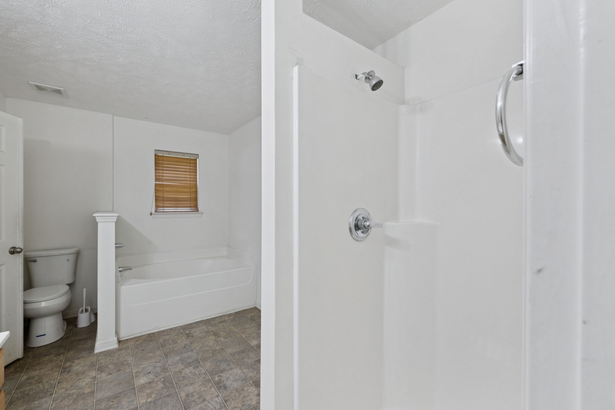 4000 Hollis Hill Dr Property Photo 32