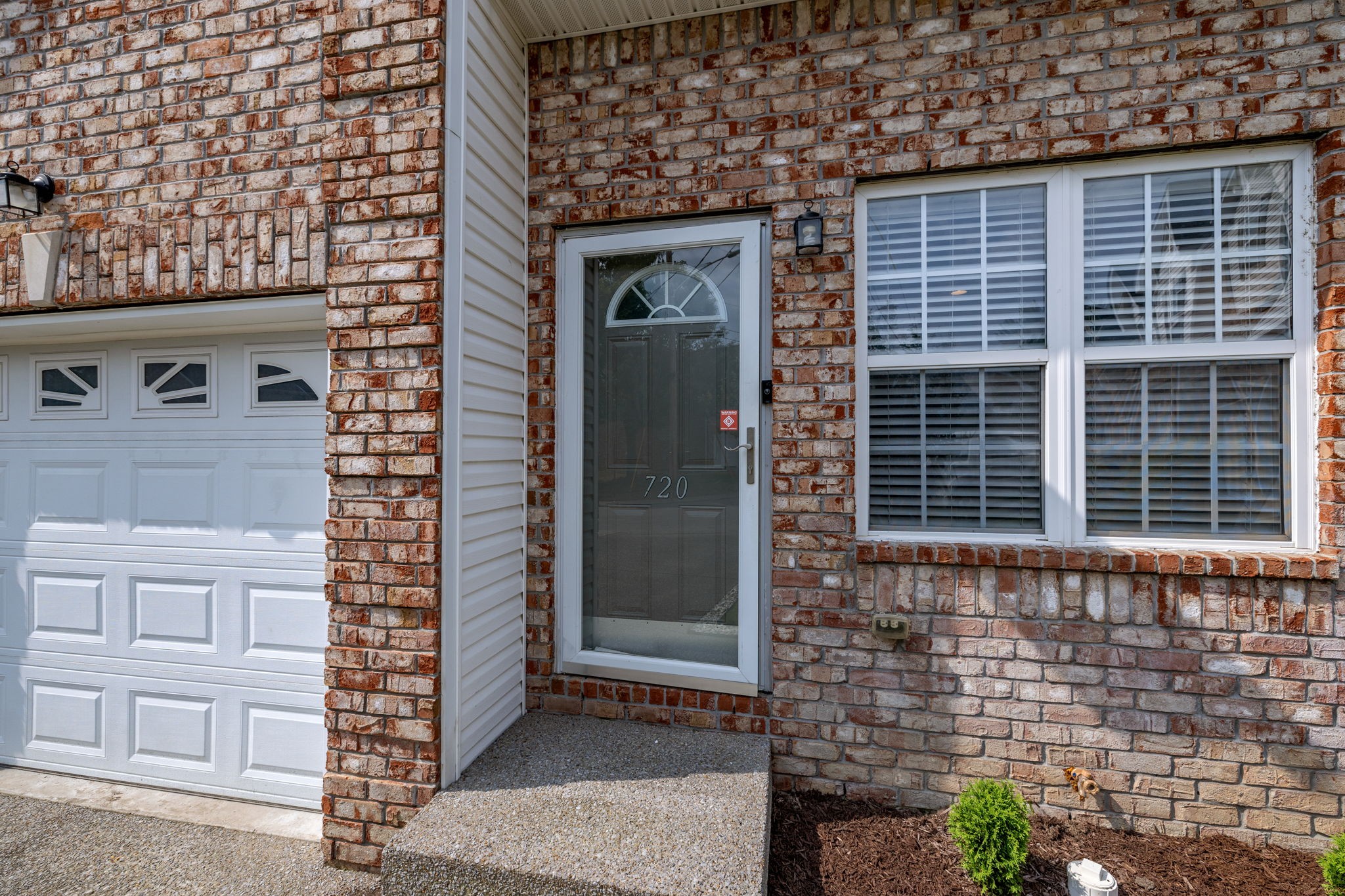 720 Spence Enclave Ln Property Photo 3