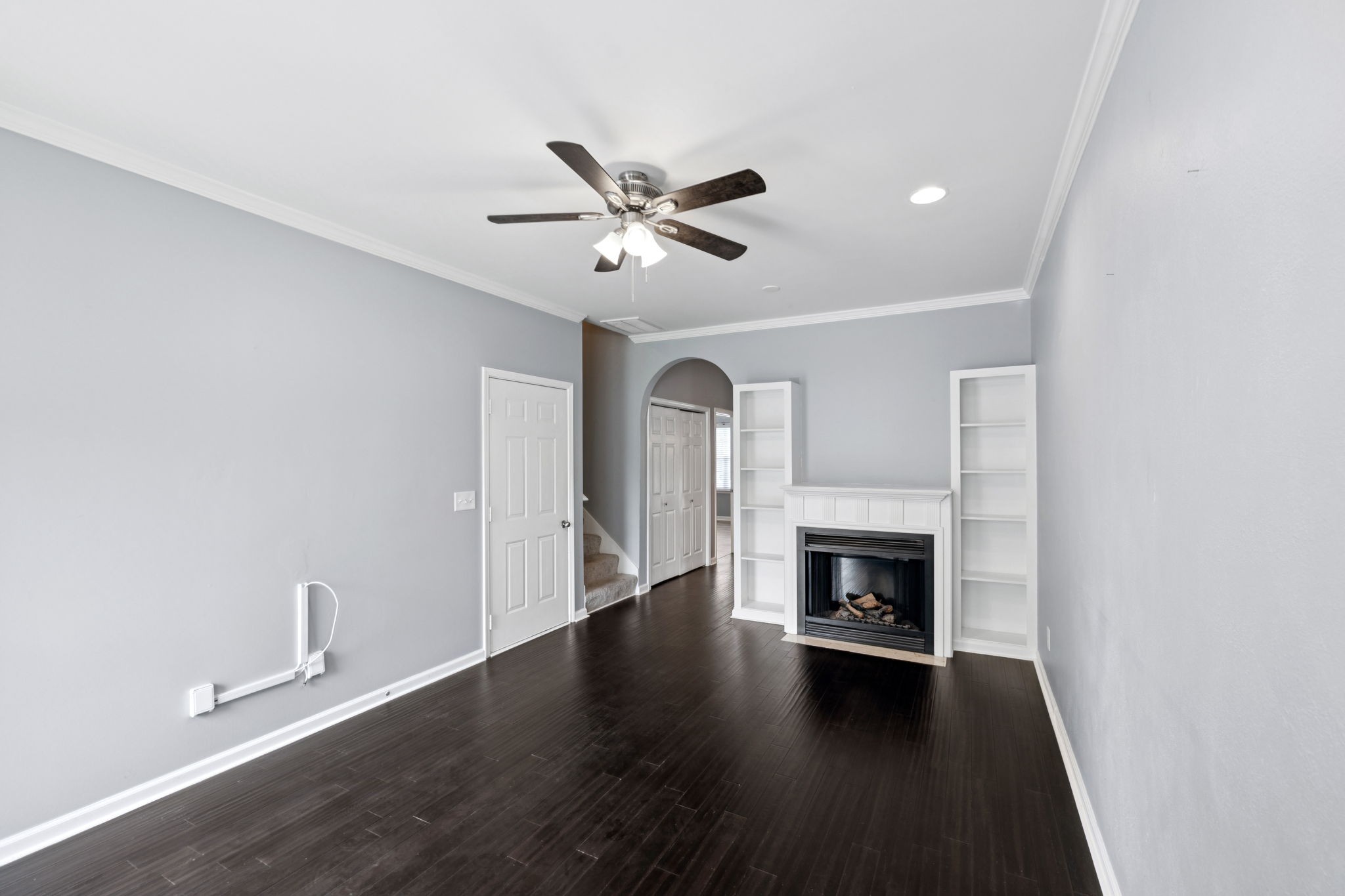 720 Spence Enclave Ln Property Photo 6
