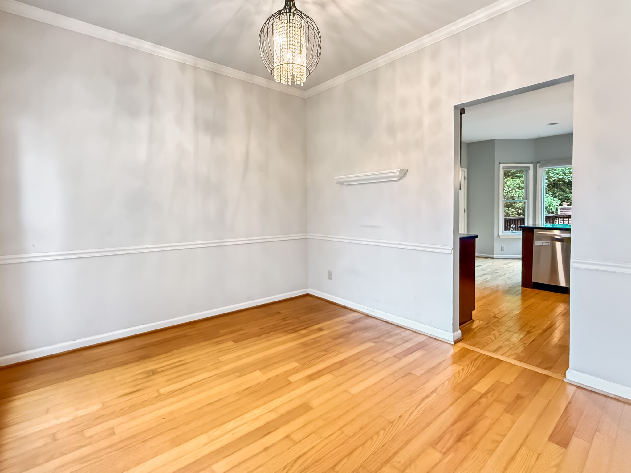 6665 Autumnwood Dr Property Photo 8